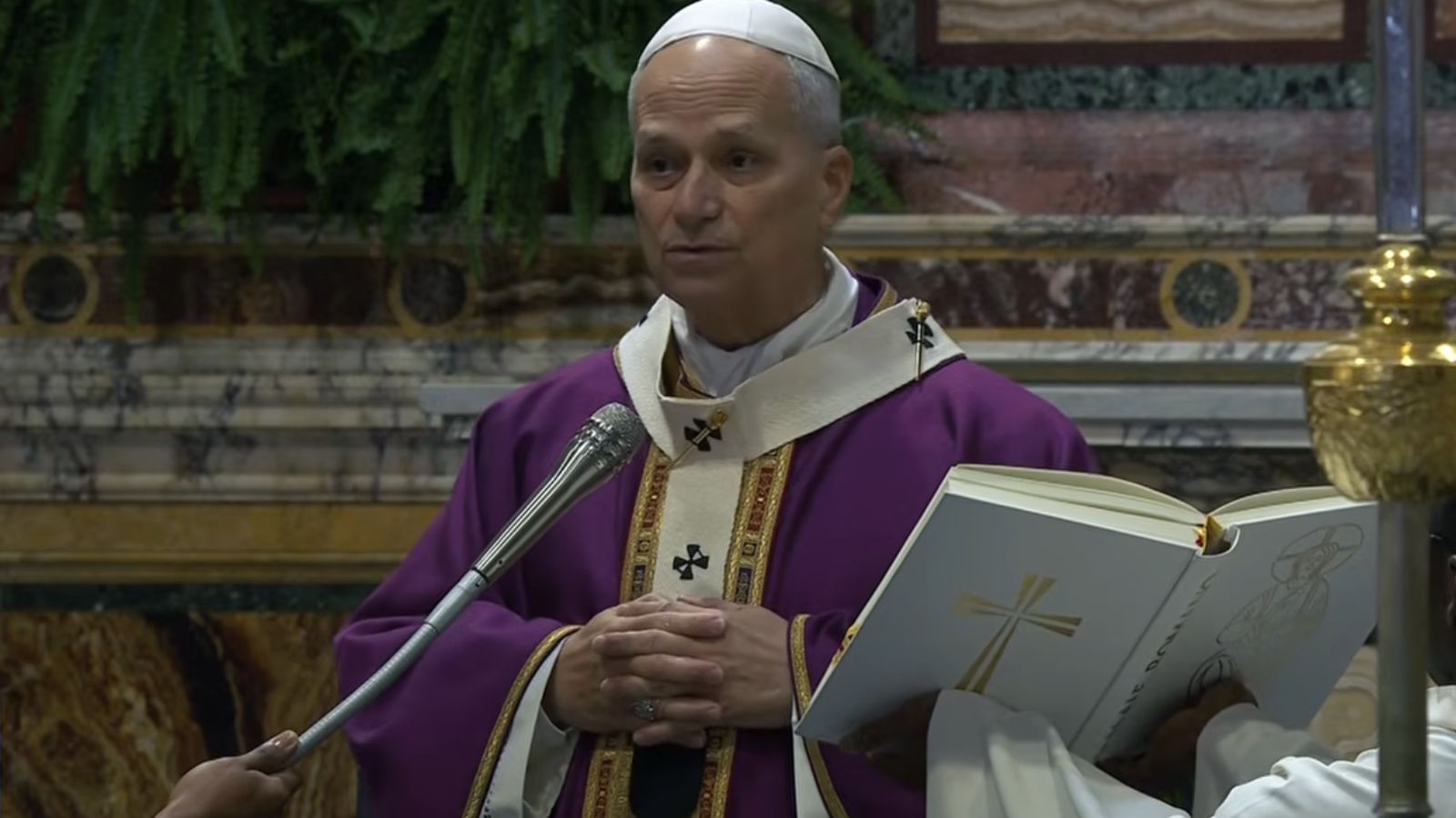 El Papa, en la parroquia regida por lo salesianos