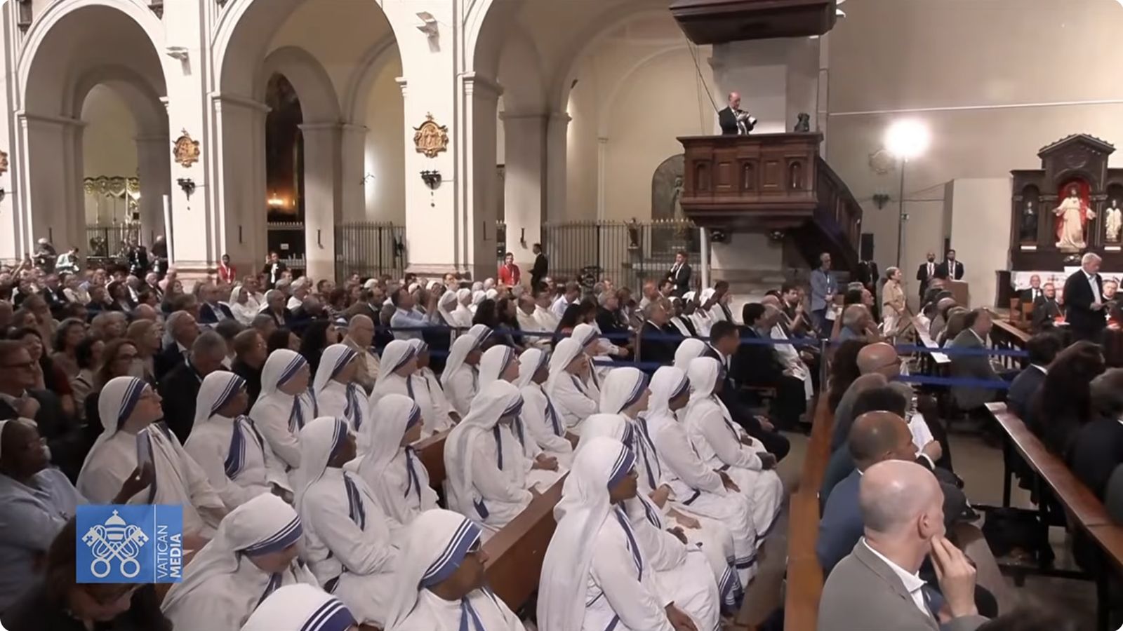 Las misioneras de la Caridad escuchan al Papa