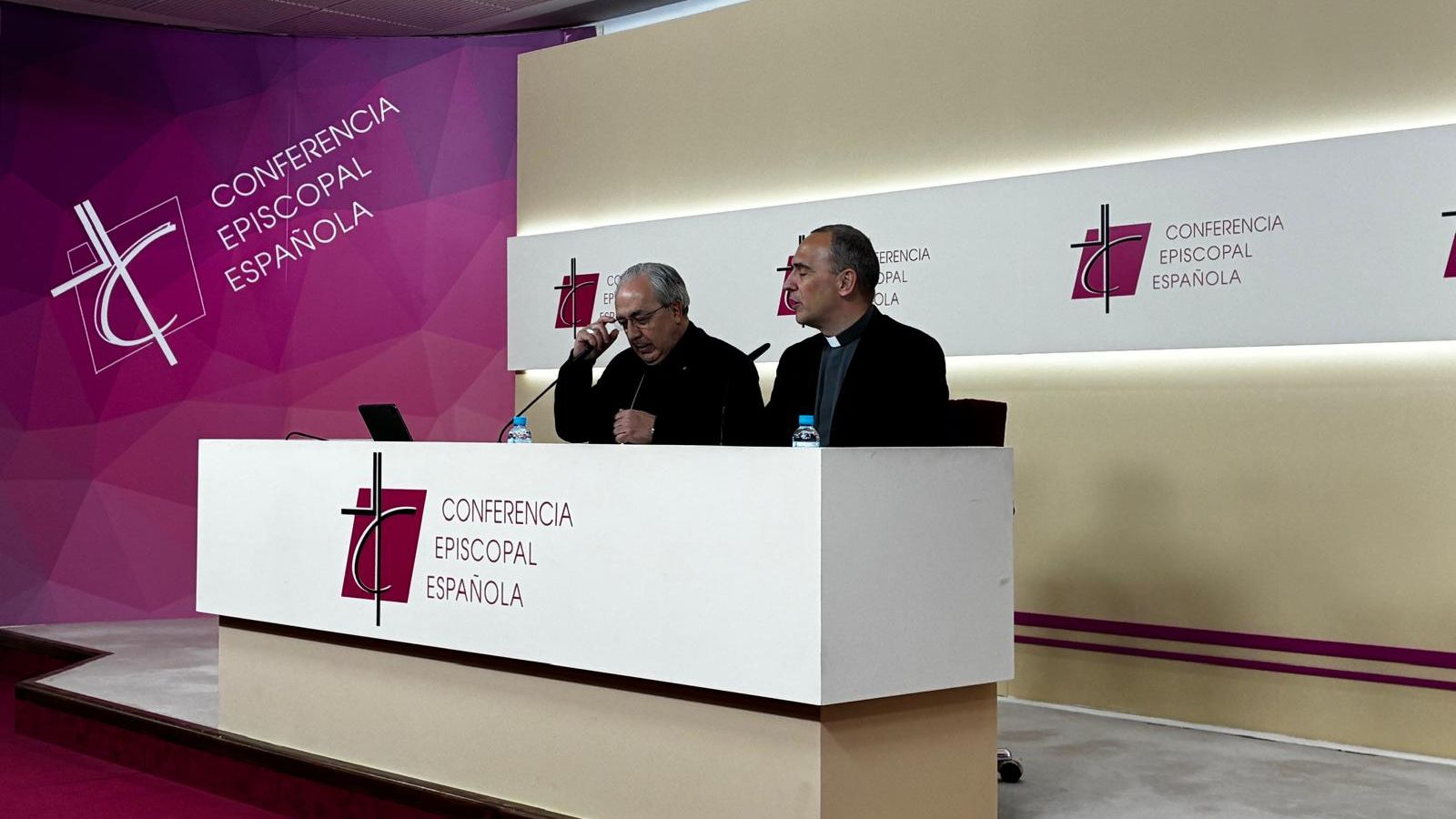 Rueda de prensa de fin de la Plenaria