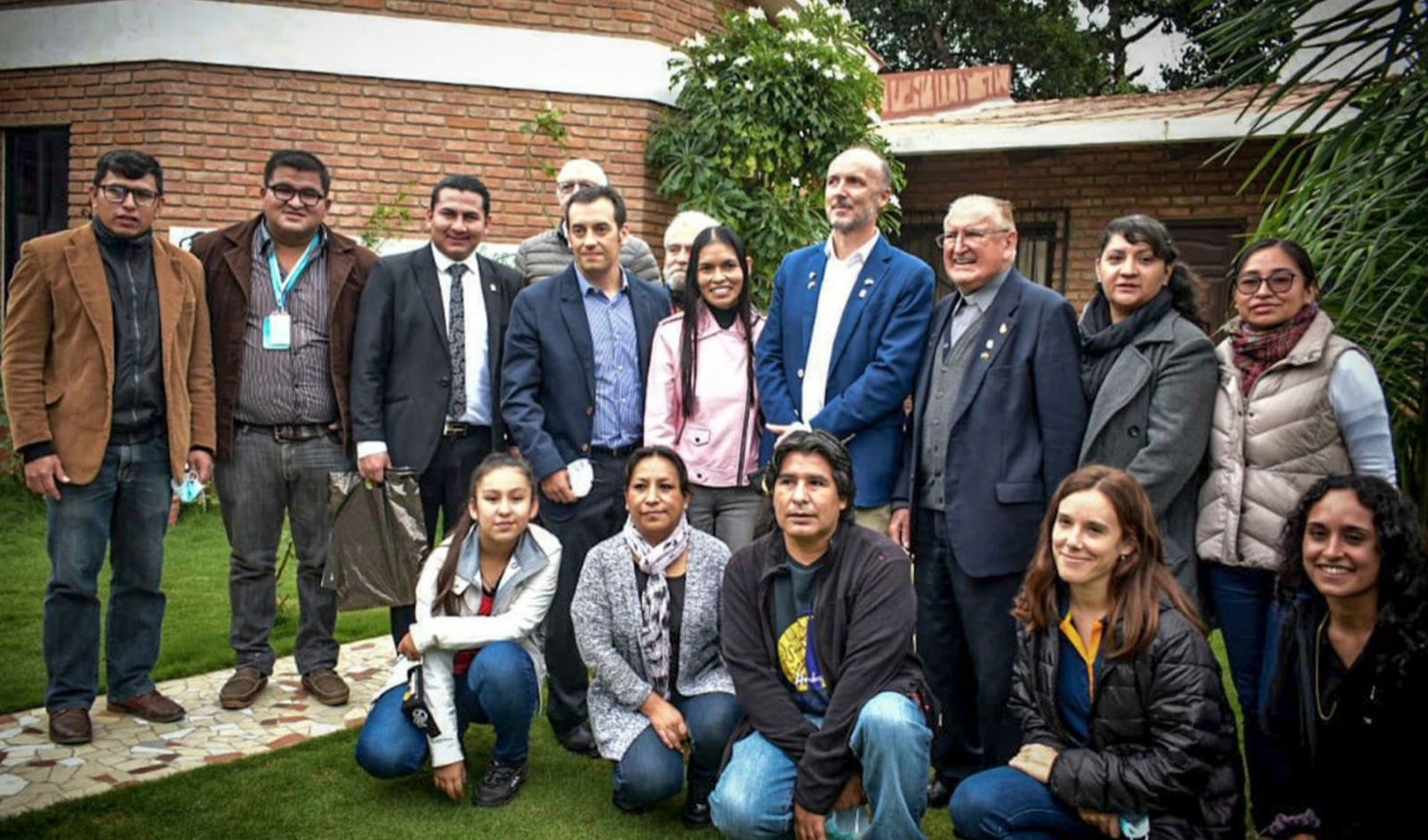 Emajador de españa en Bolivia visita el Proyecto Hombres Nuevos