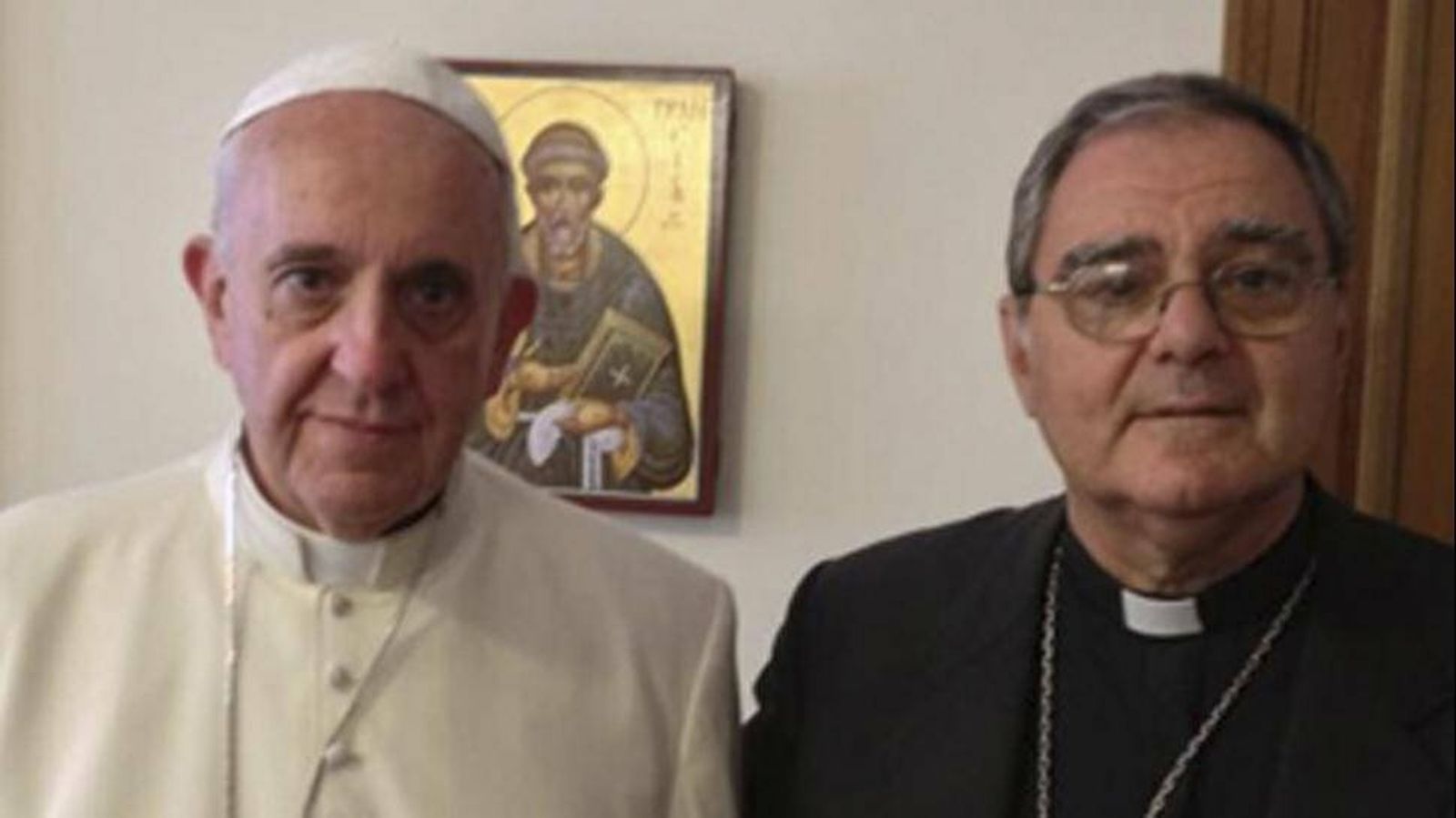 El Papa con monseñor Óscar Ojea