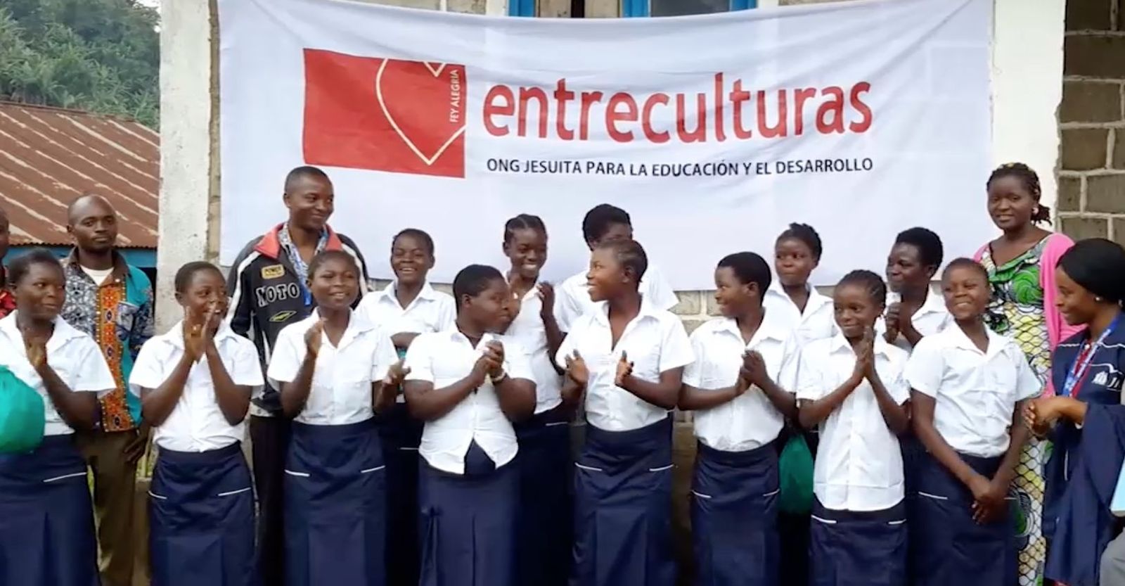 Entreculturas, por la vuelta a la escuela de las niñas