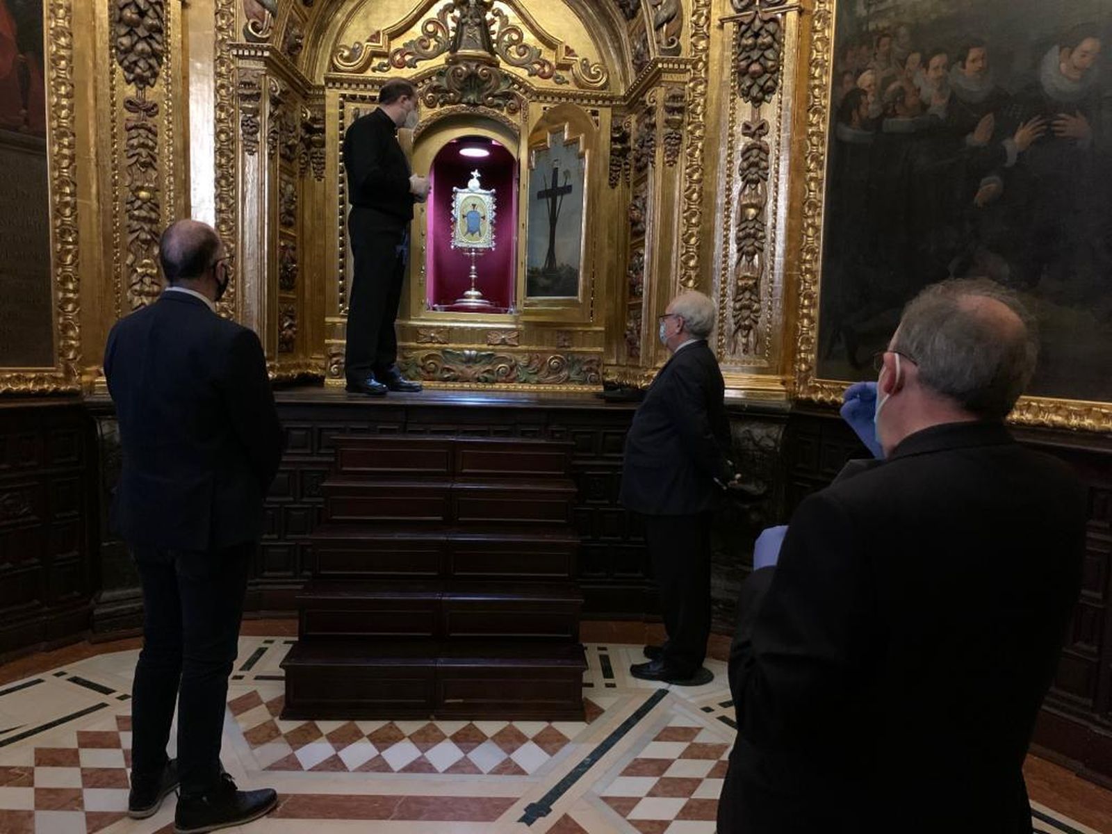 Acto de prueba de las cerraduras que custodian la Santa Faz.