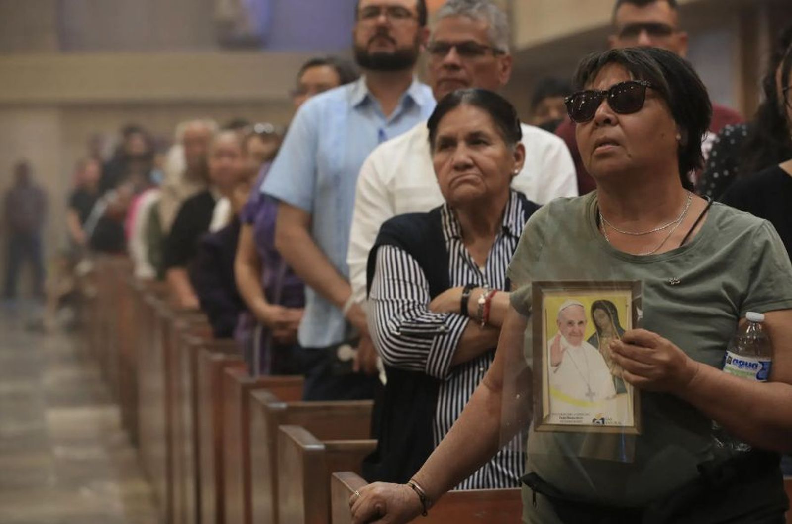 Fieles de México despiden al papa Francisco