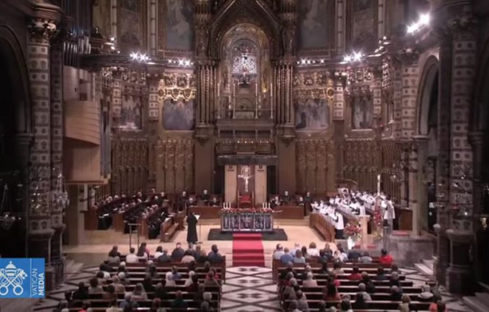 El abad de Montserrat reza por el fin de “esta dura prueba y resurja un horizonte de esperanza”.