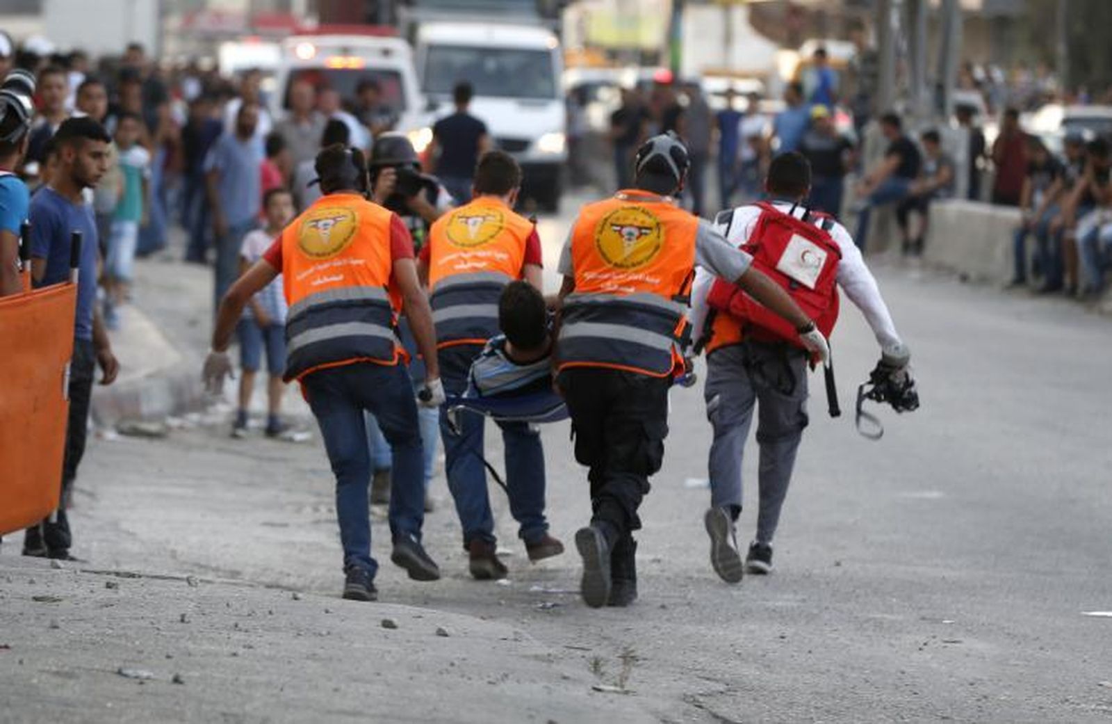 Pizzaballa:  "Estamos al borde de la guerra civil"