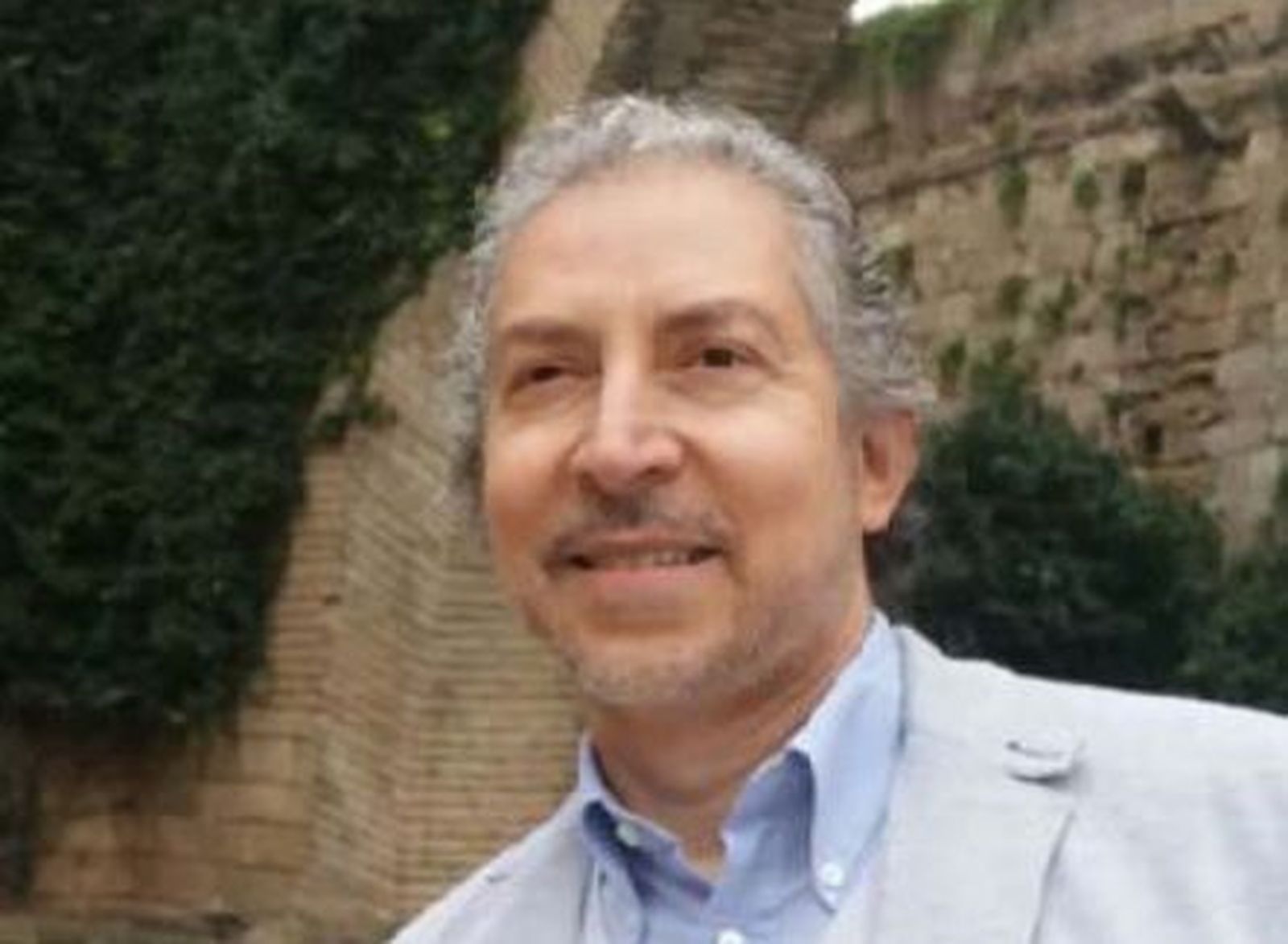 Ariel Álvarez Valdés, autor