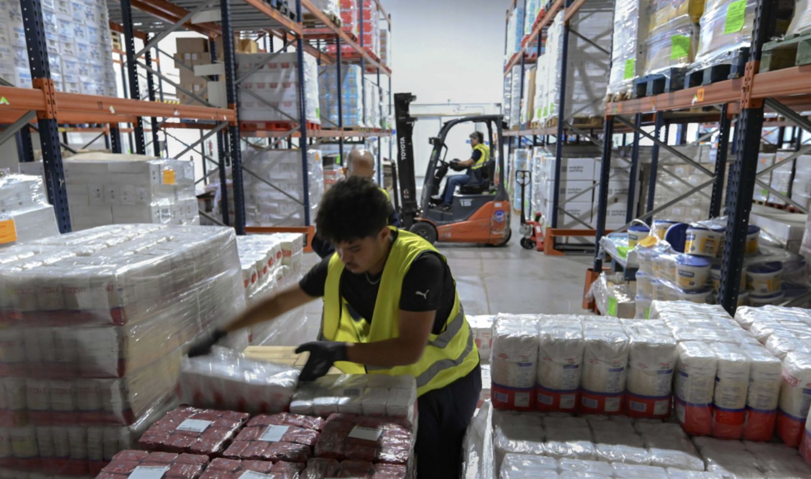 Voluntarios en el Banco de Alimentos
