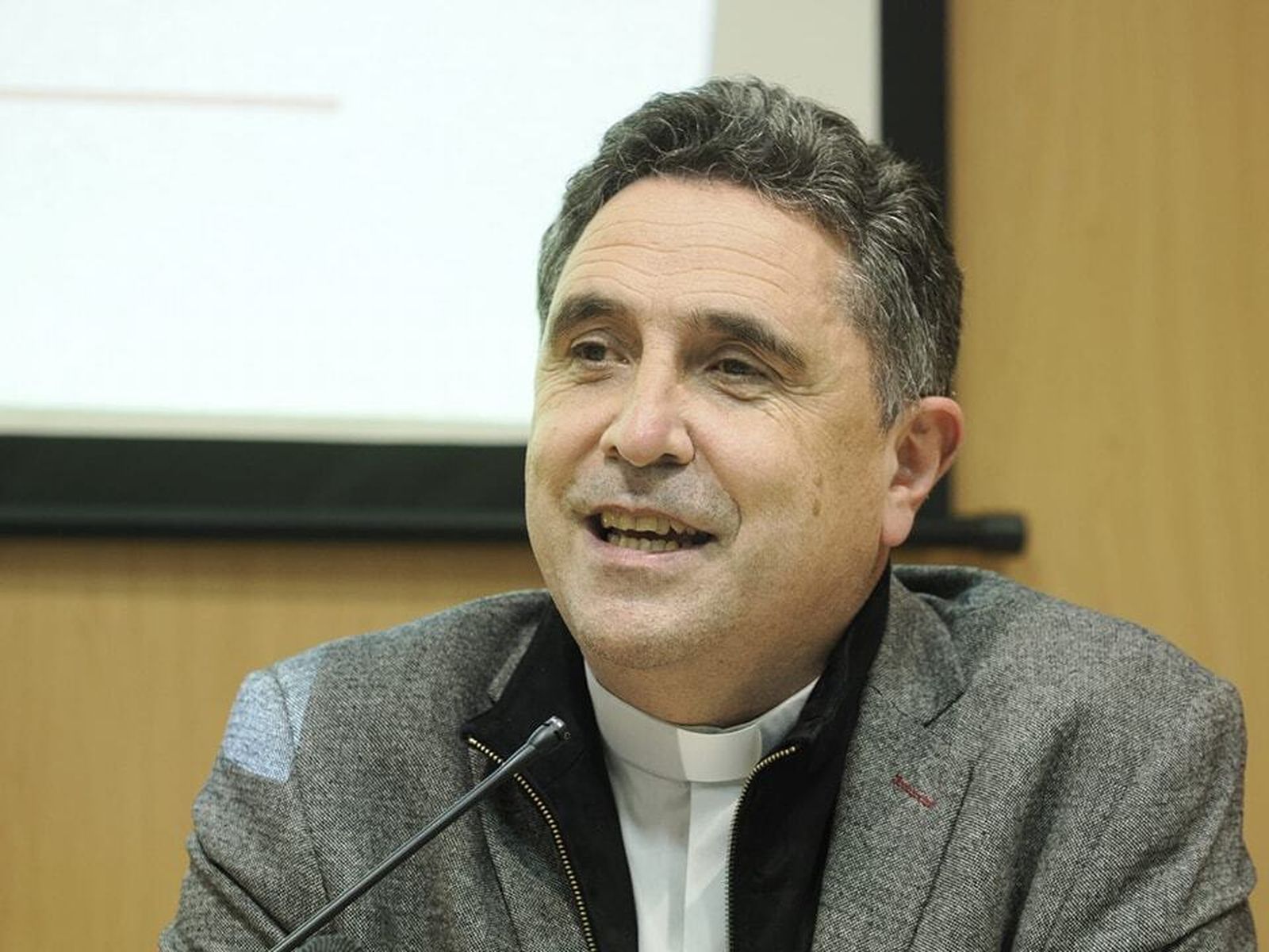 El obispo de Mondoñedo-Ferrol, Fernando García Cadiñanos