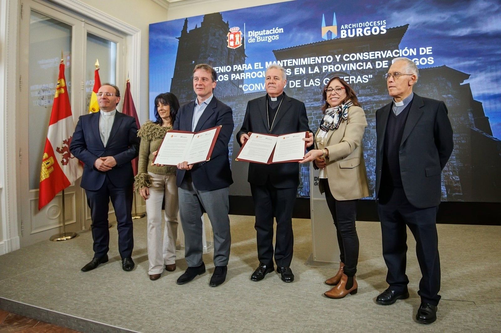 Acto de firma del convenio  en Burgos