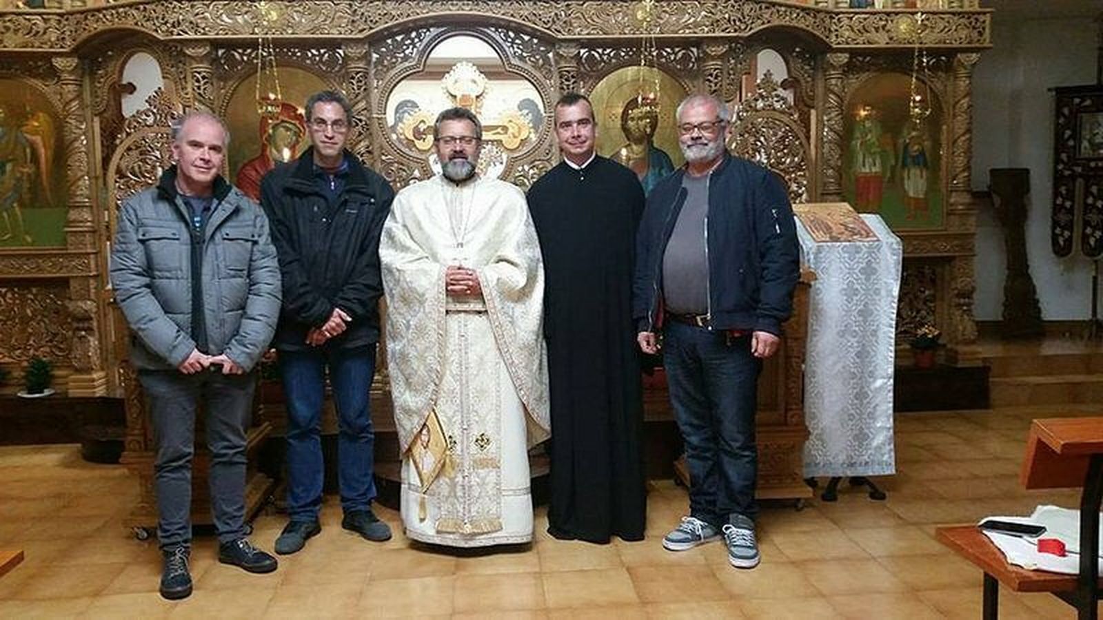 Alfonso, el primero a la derecha, en un acto de la Semana de Unidad