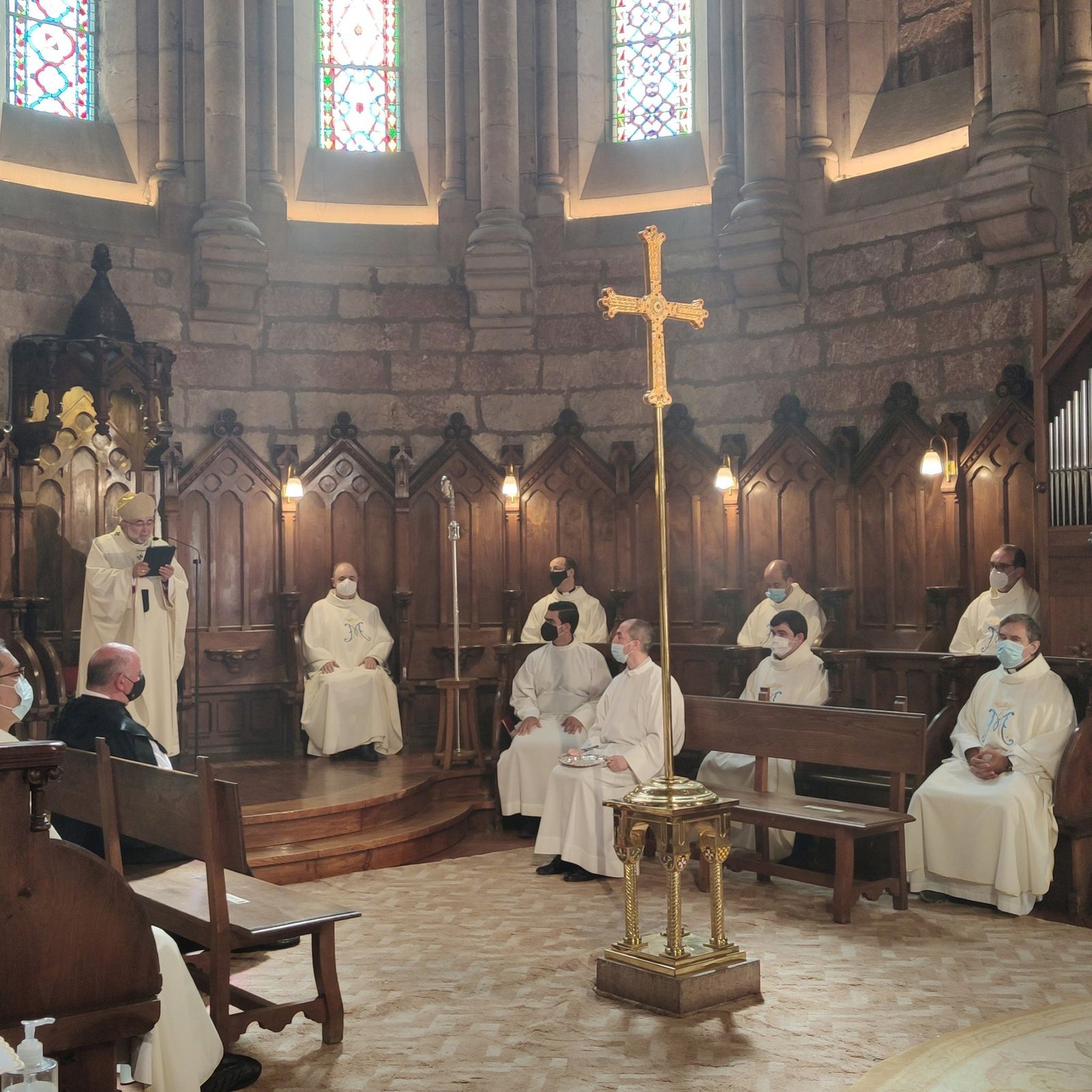 Sanz : "Hubo mucha improvisación y no pocas mentiras de los gurús con los martillos de siempre"