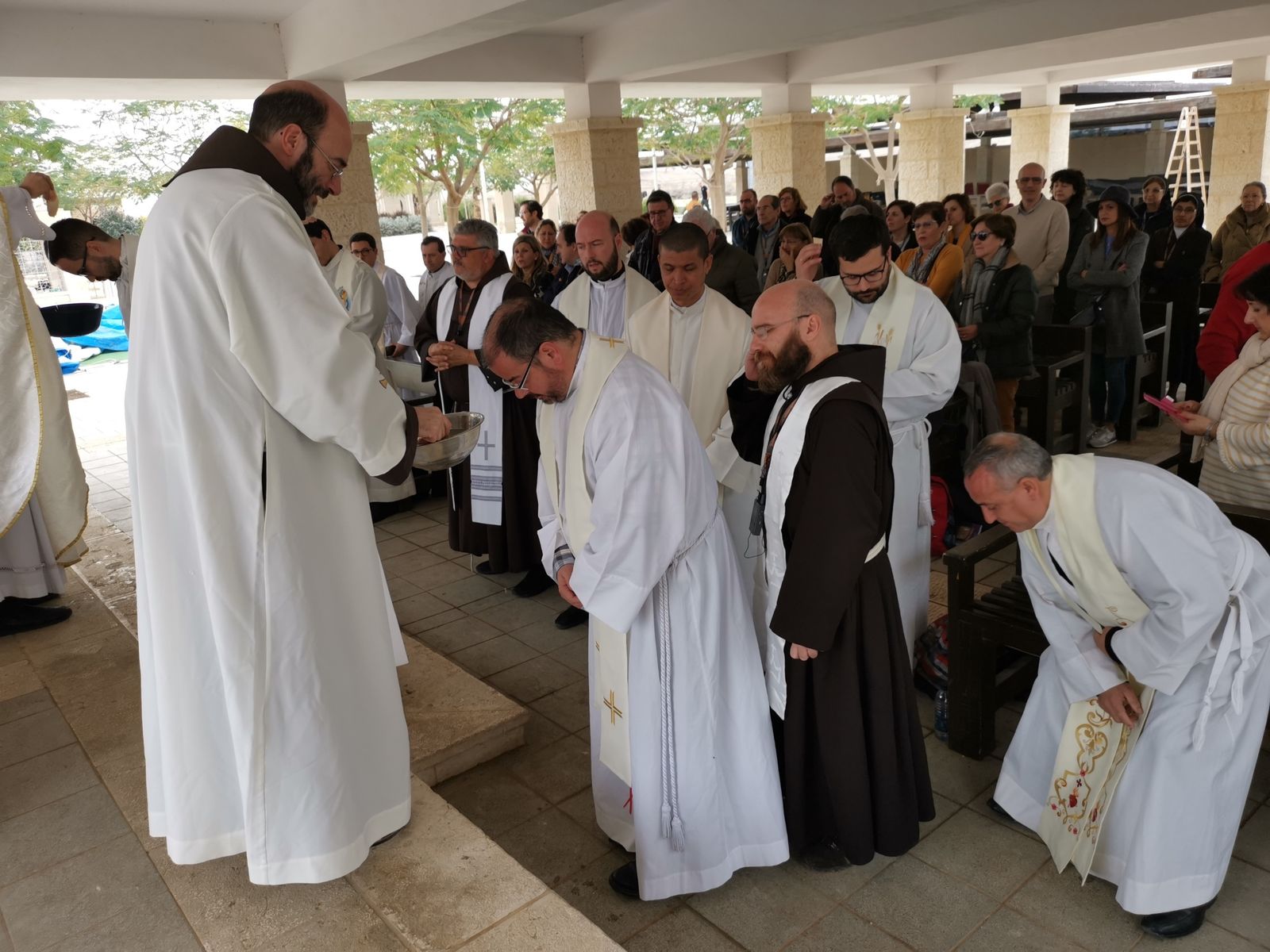 “Bautizados” de nuevo. Renovación de las promesas bautismales.