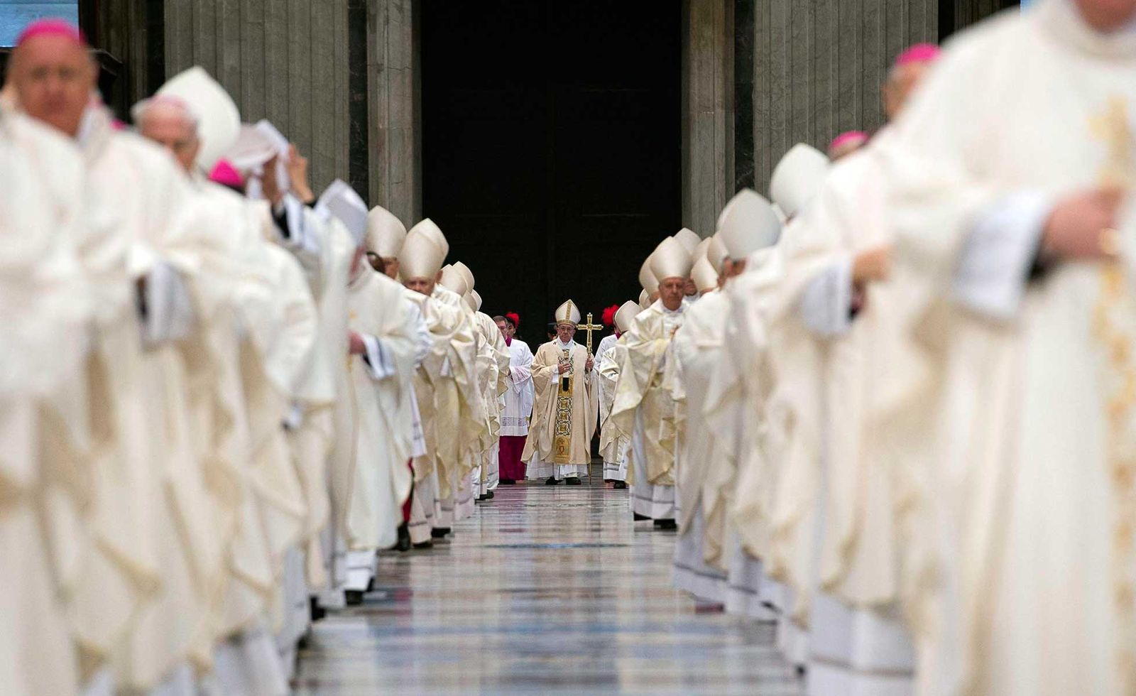 procesión de entrada obispos