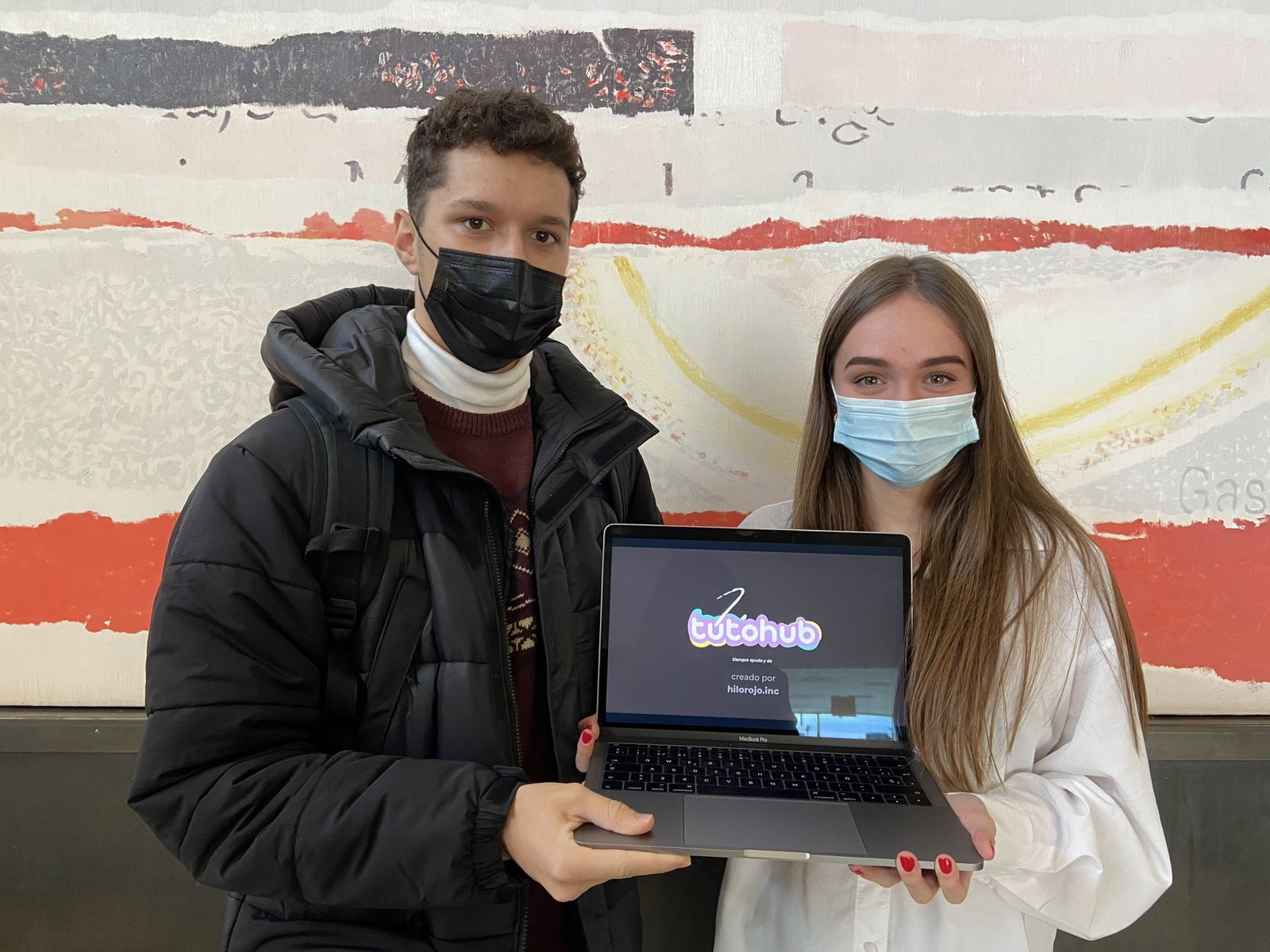 El equipo de la UPSA Hilo Rojo