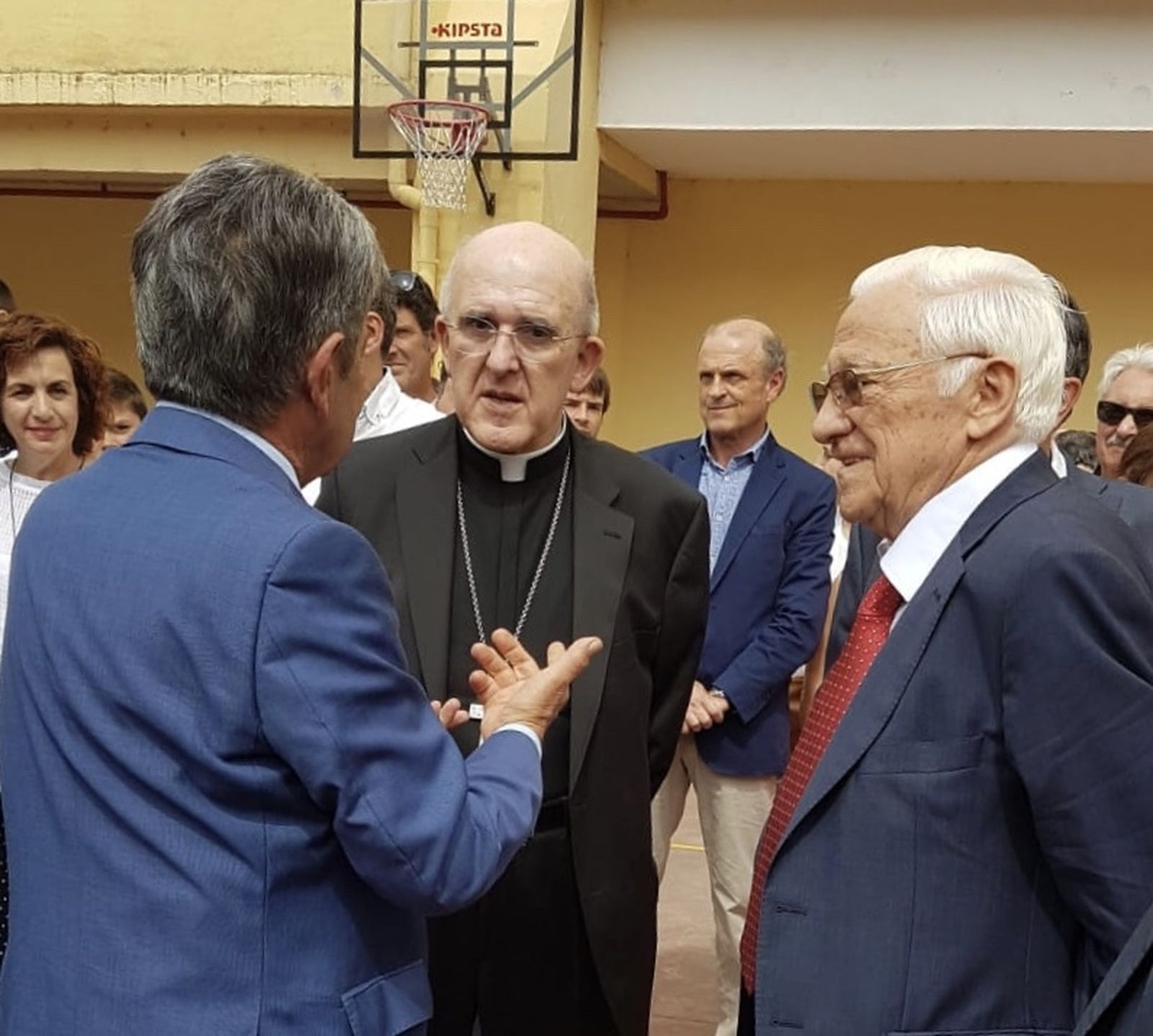 Revilla, Osoro y el Padre Ángel