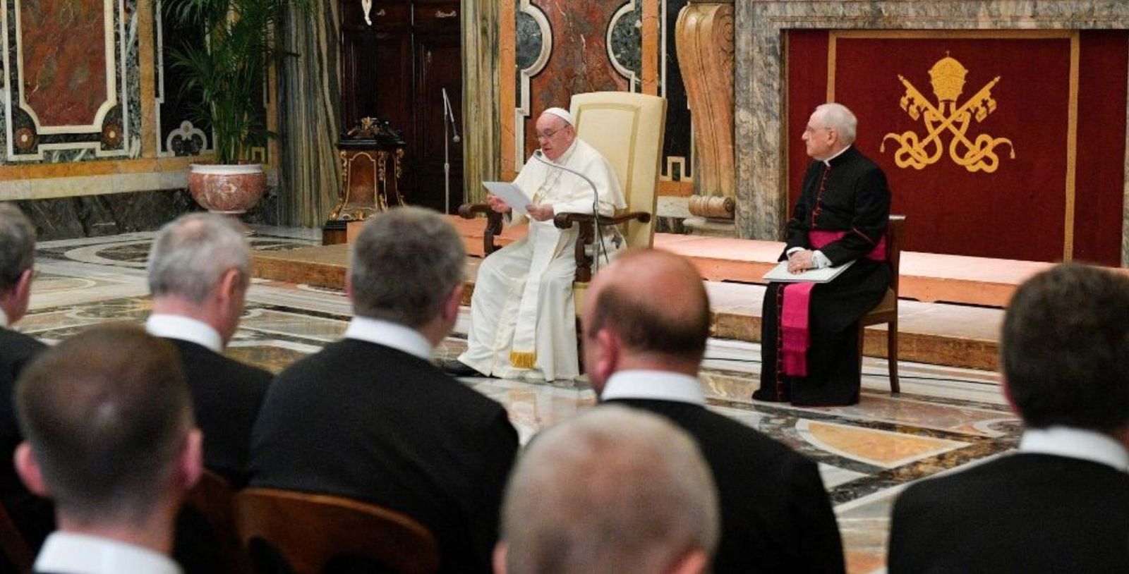 El Papa y los religiosos