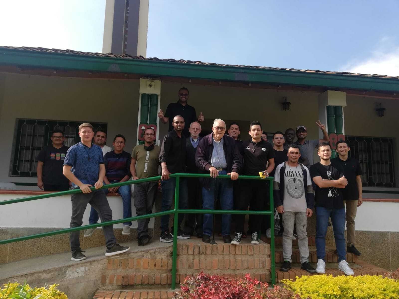 Federico Carrasquilla y Seminaristas Javerianos de Yarumal