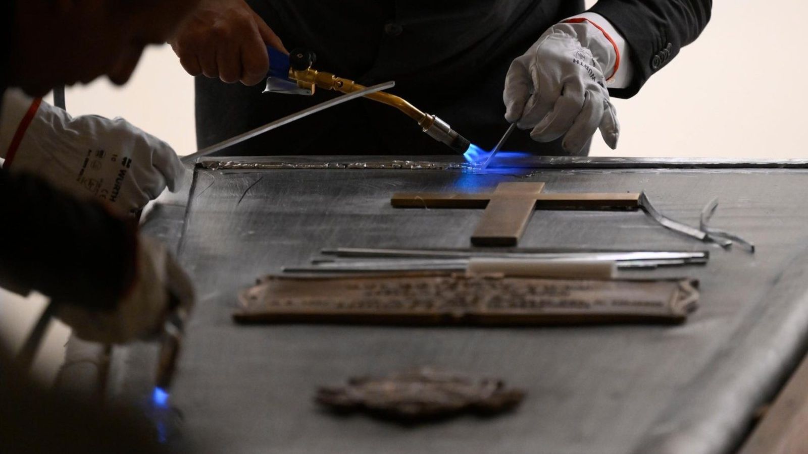 Sellado de la tumba de Benedicto XVI