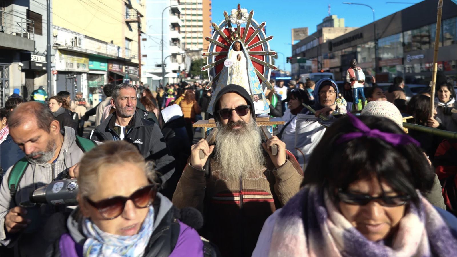 Marcha de trabajadores en Buenos Aires contra el ajuste de Milei
