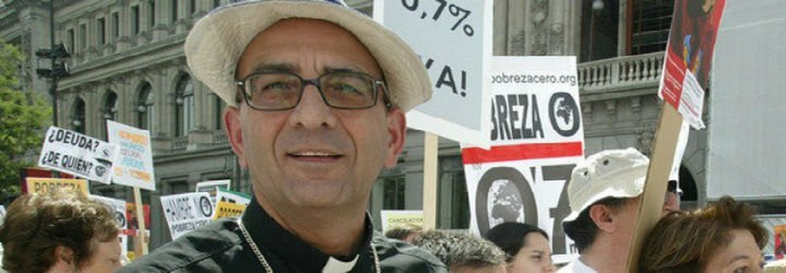 Juan José Omella, en las manifestaciones contra la pobreza