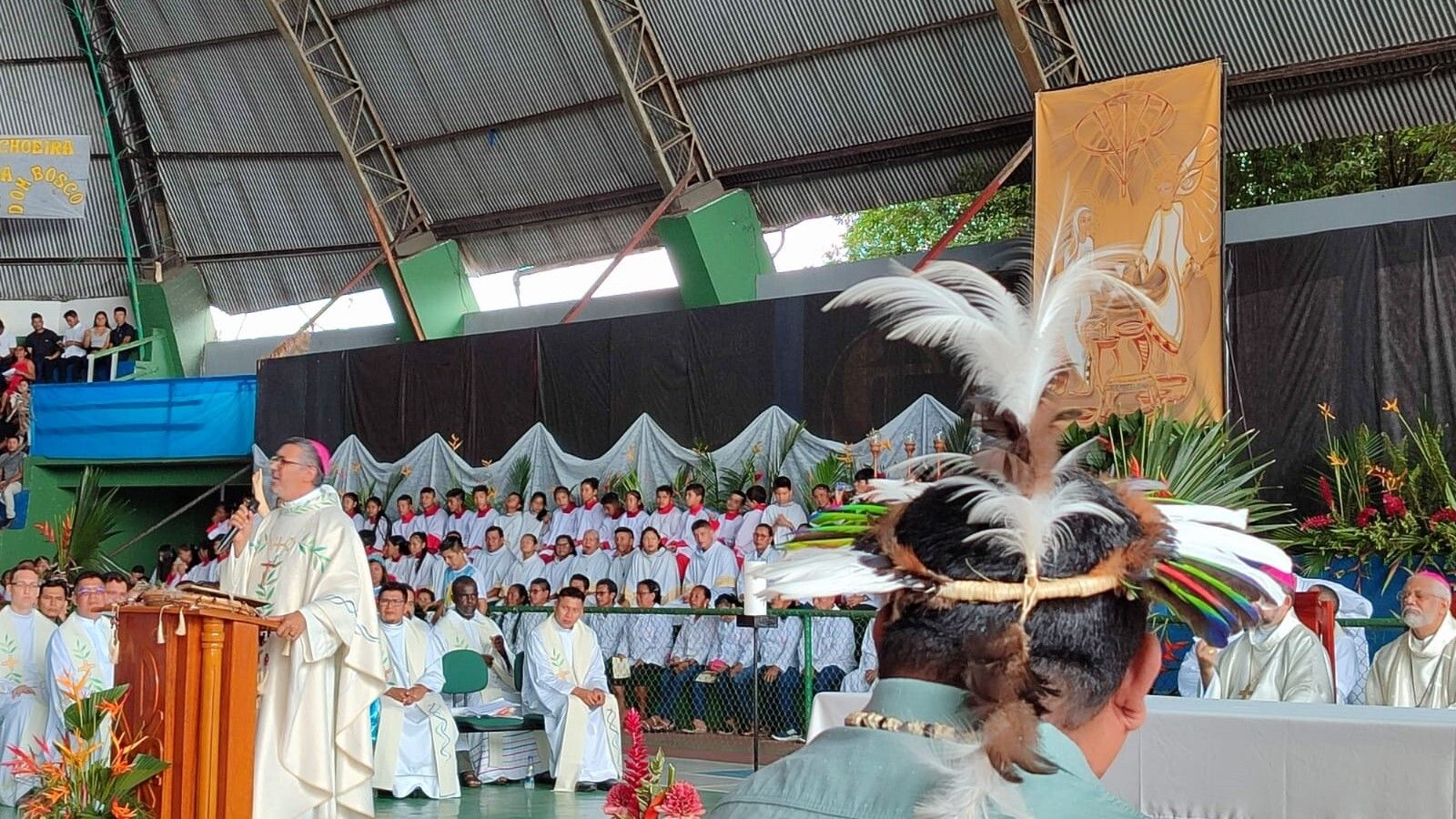Mons. Vanthuy inicia su misión como obispo de São Gabriel da Cachoeira