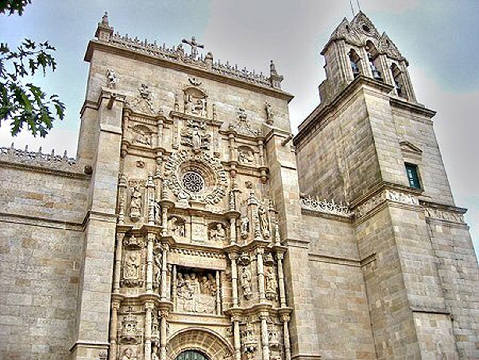 Arzobispo de Santiago: "Todavía es largo el camino hacia la unidad"