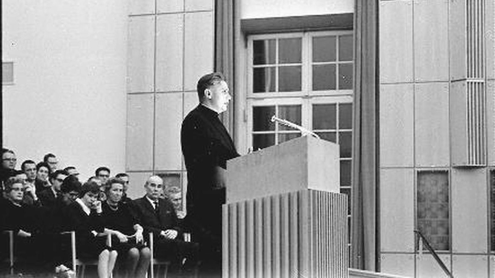 Ratzinger, profesor en Bonn