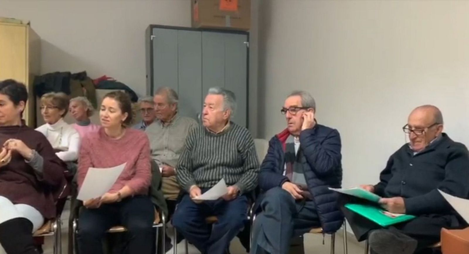 Benjamín Forcano y otros participantes