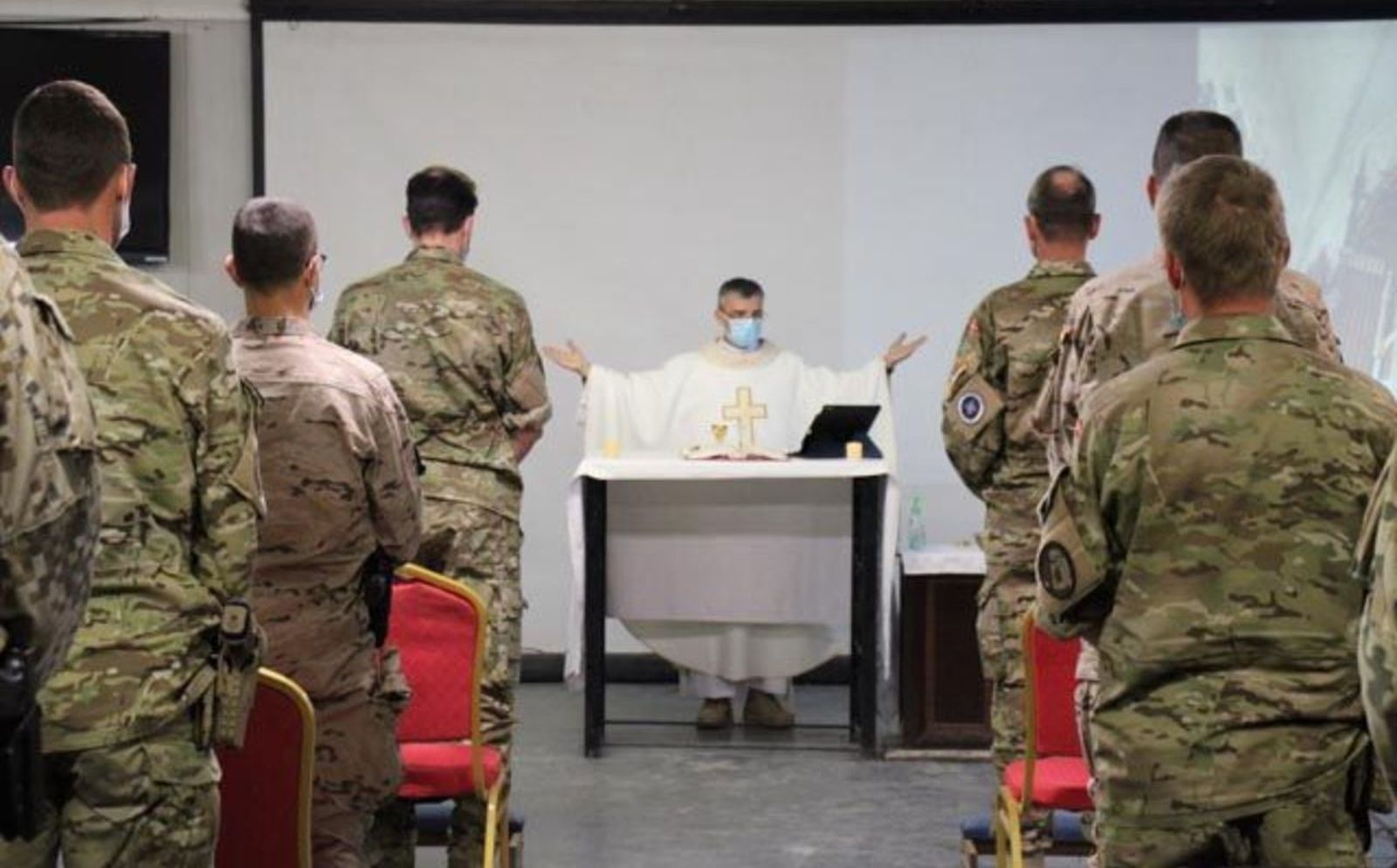 José Ramón Rapallo, celebrando en Irak