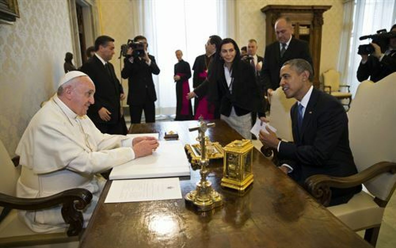 Francisco, junto a Obama