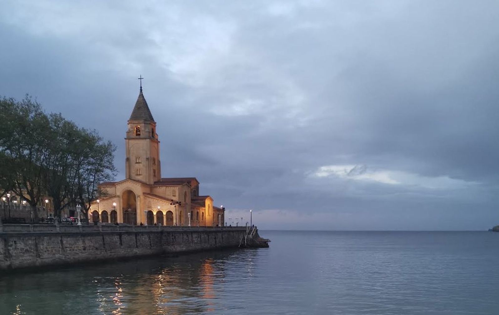 Iglesia de San Pedro de Gijón