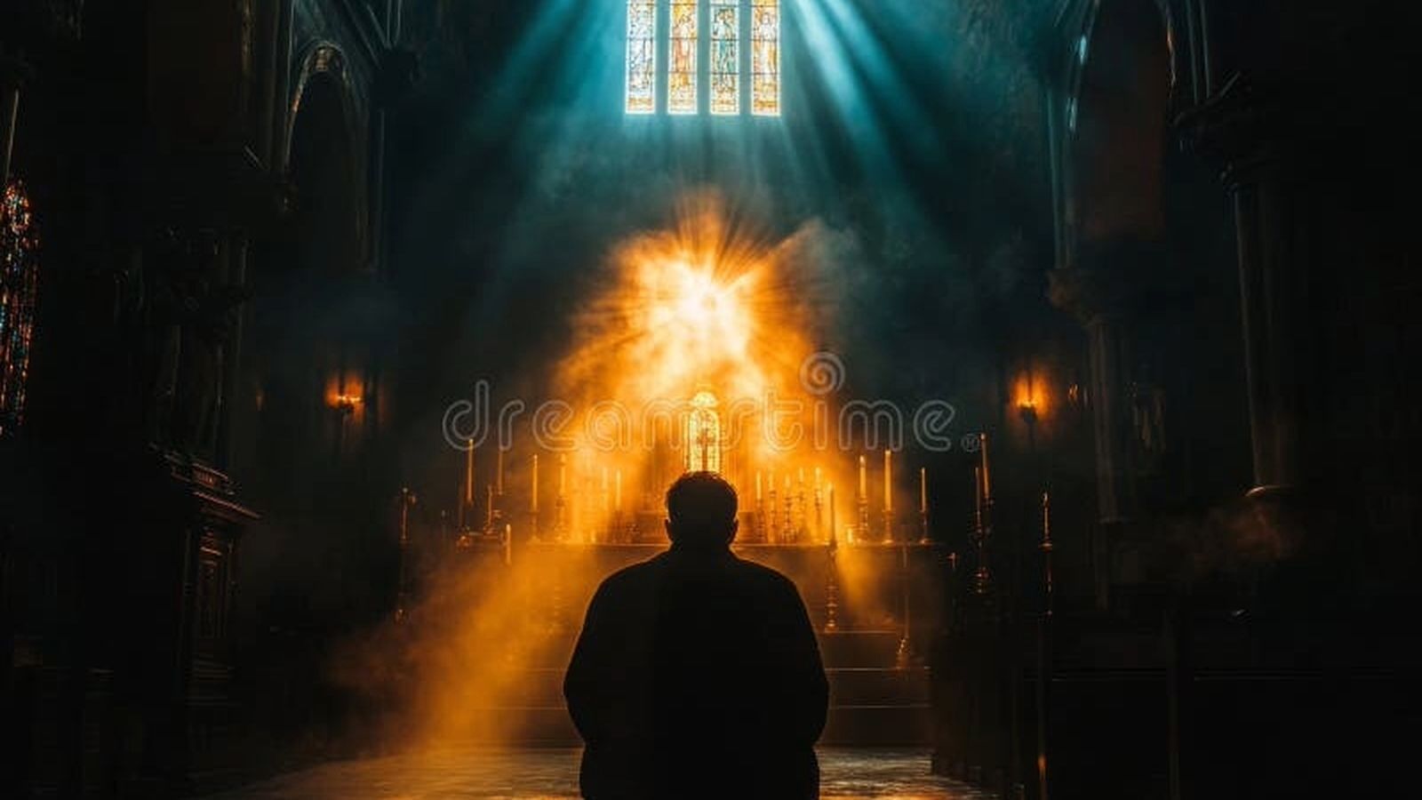 hombre en oración