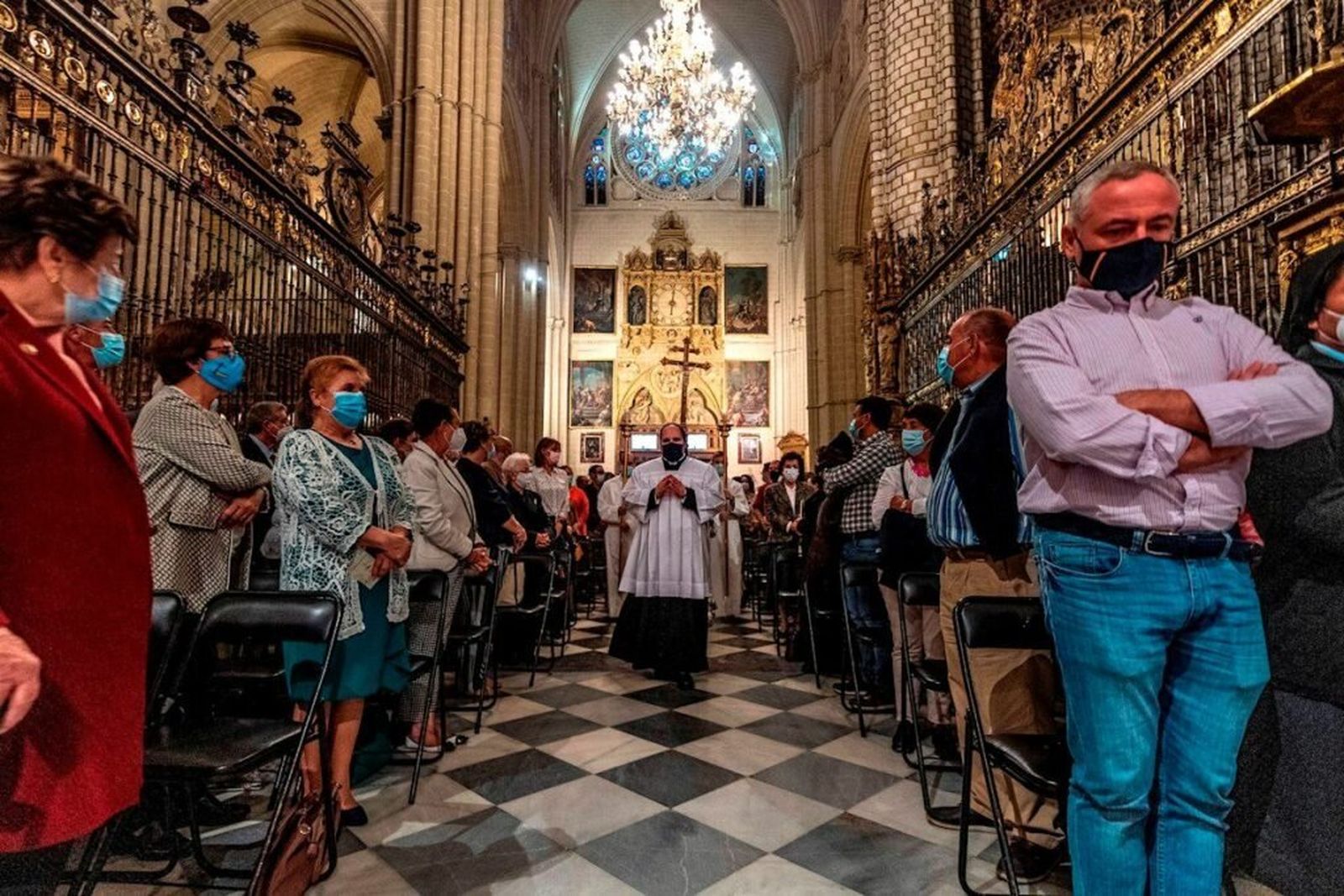 Procesión en la catedral de Toledo