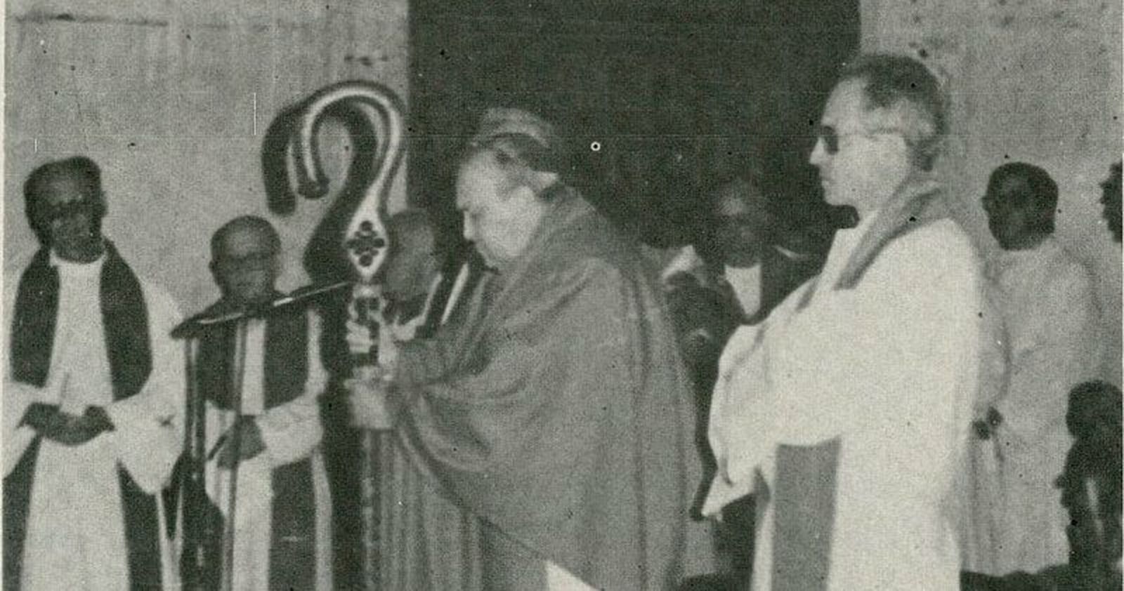 Monseñor Mauro Rubio