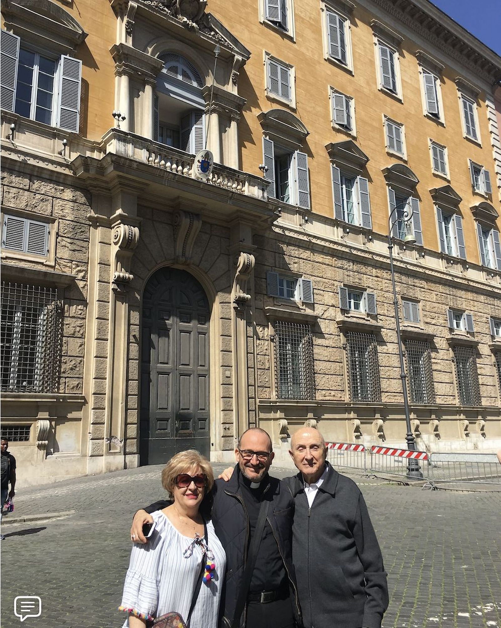 Castillo, Marga y un eclesiástico, ante Doctrina de la Fe
