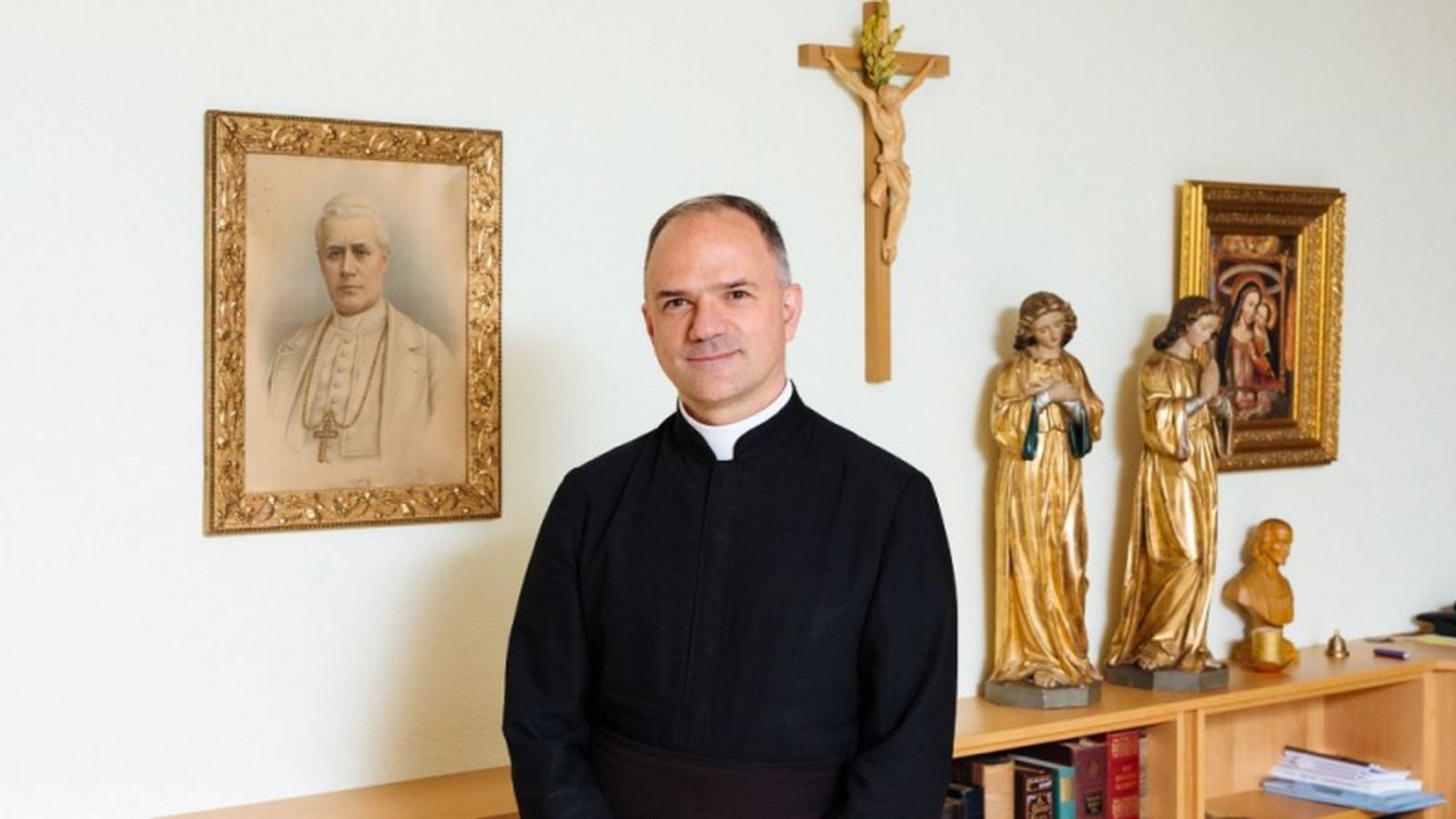 Davide Pagliarani, superior general de los lefebvrianos