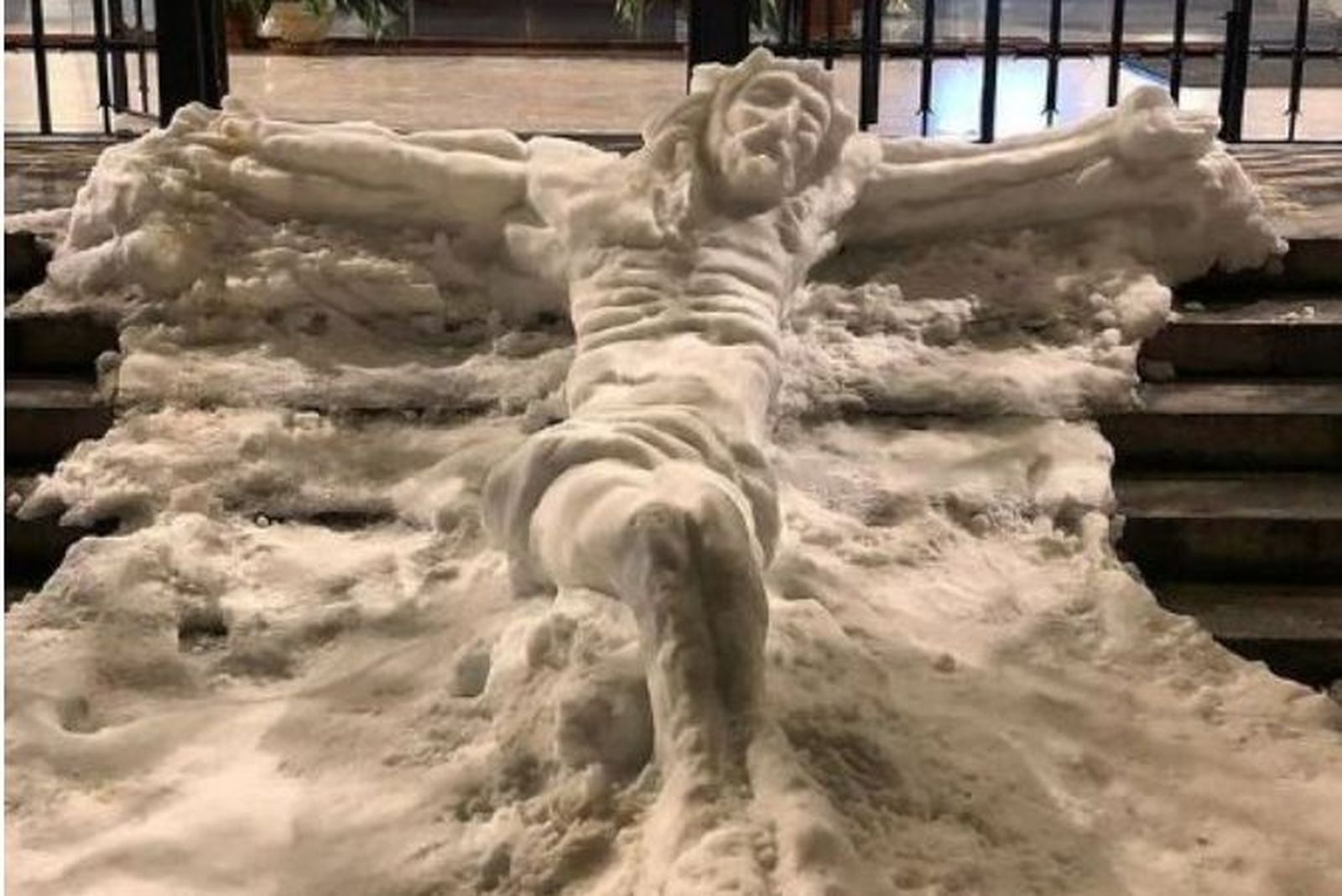 Cristo de la nieve
