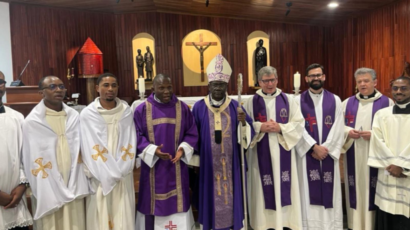 “Aquí soy de los jóvenes; allí, de los mayores”, reconoce el catalán.