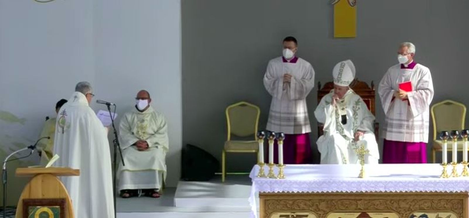 Saludo del patriarca maronita