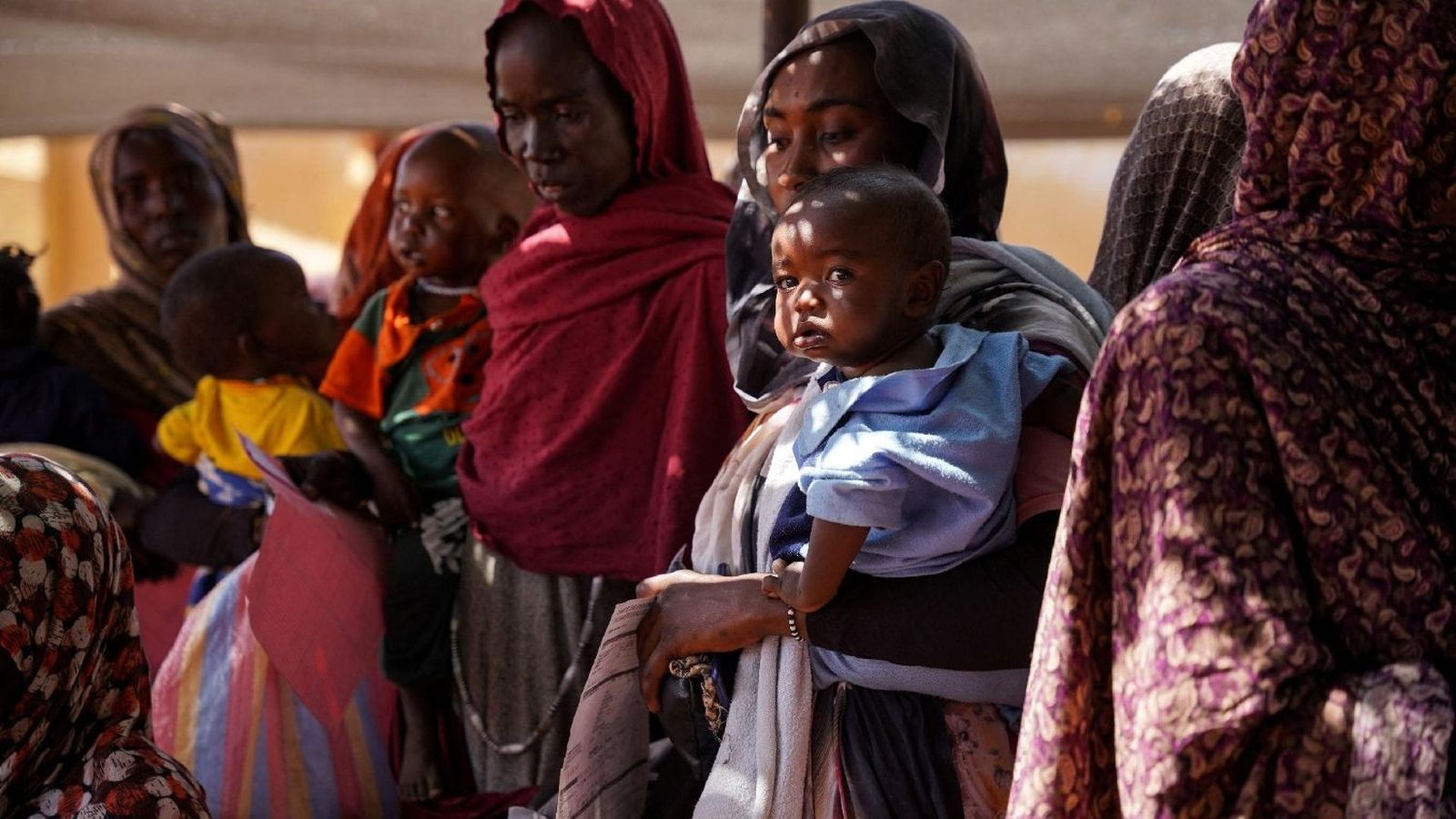 Mujeres en un campamento de desplazados en Darfur del Norte