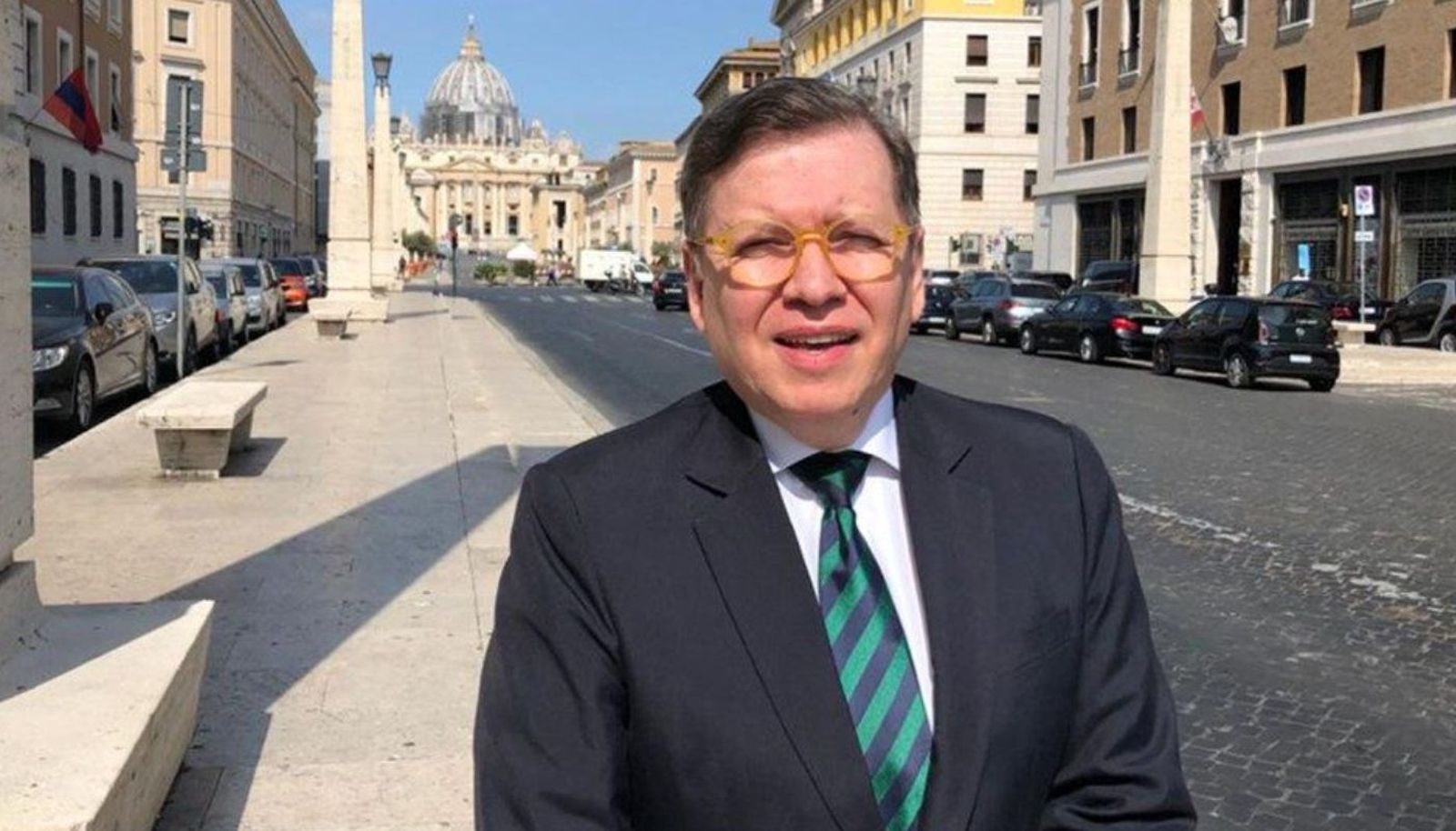 Caballero Moreno, diplomático