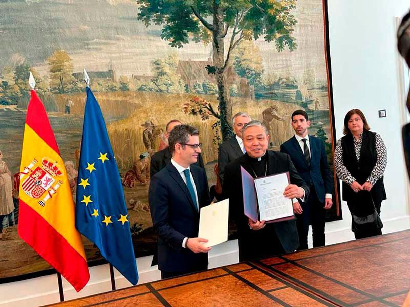 Canje de notas entre Gobierno y Nunciatura