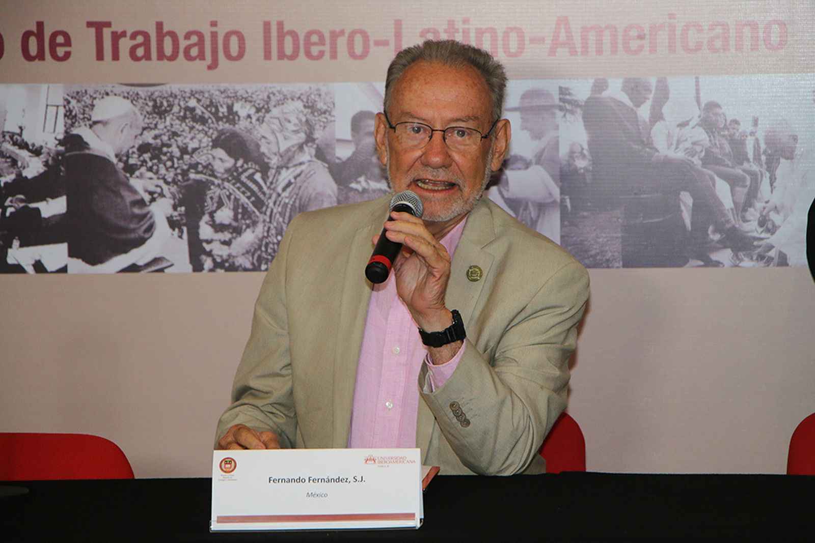 Fernando Fernández en el Congreso Iberolatinoamericano
