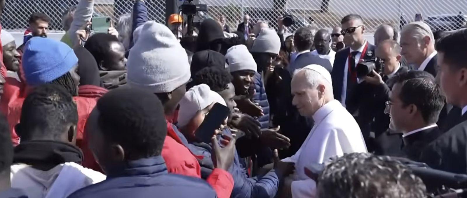 El Papa, con los migrantes en Tenerife