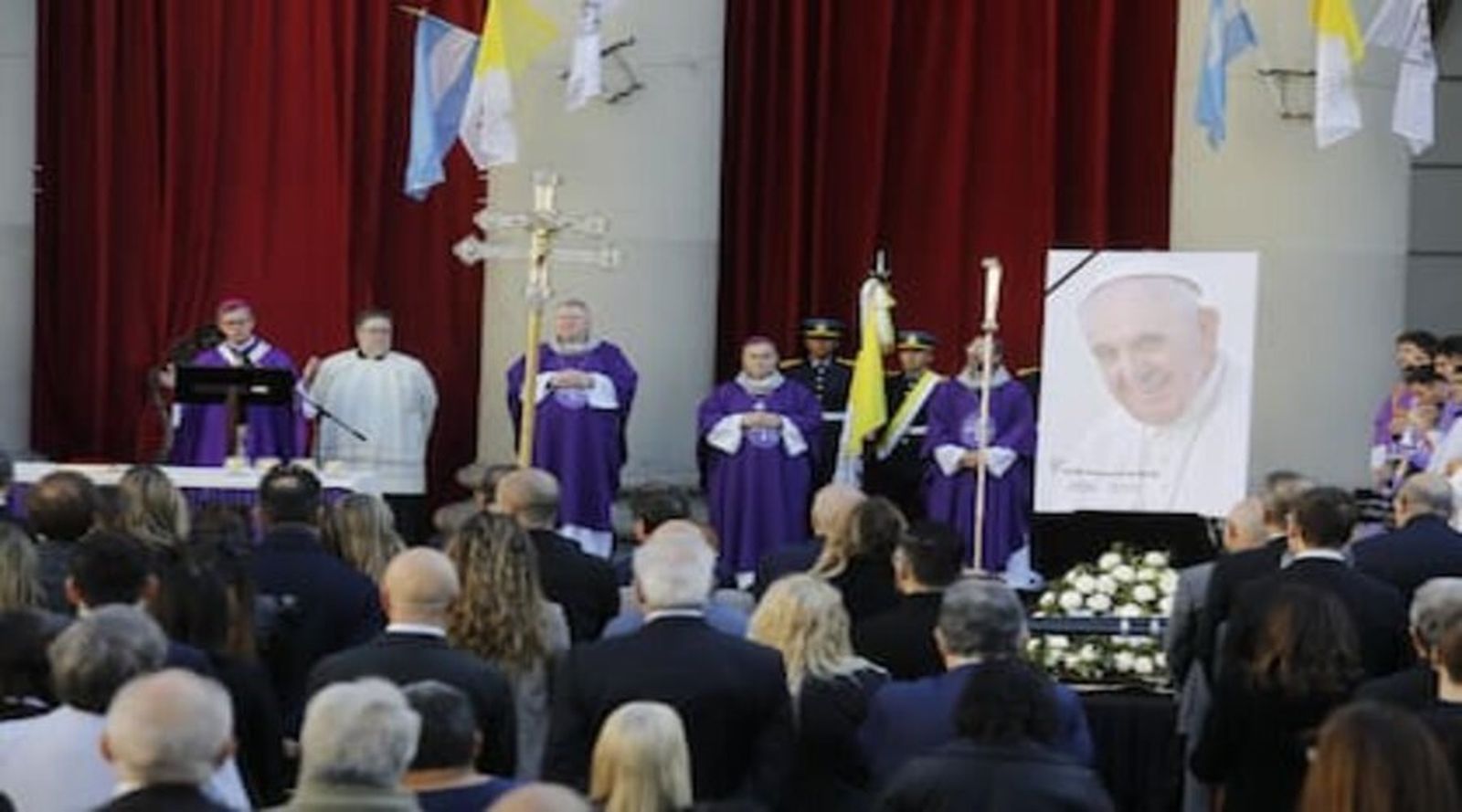 García Cuerva, en el adiós a Francisco