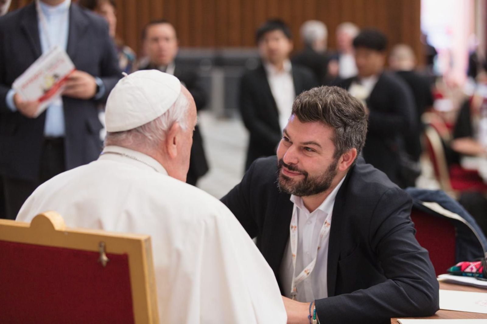 Cernuzio, con el papa Francisco.
