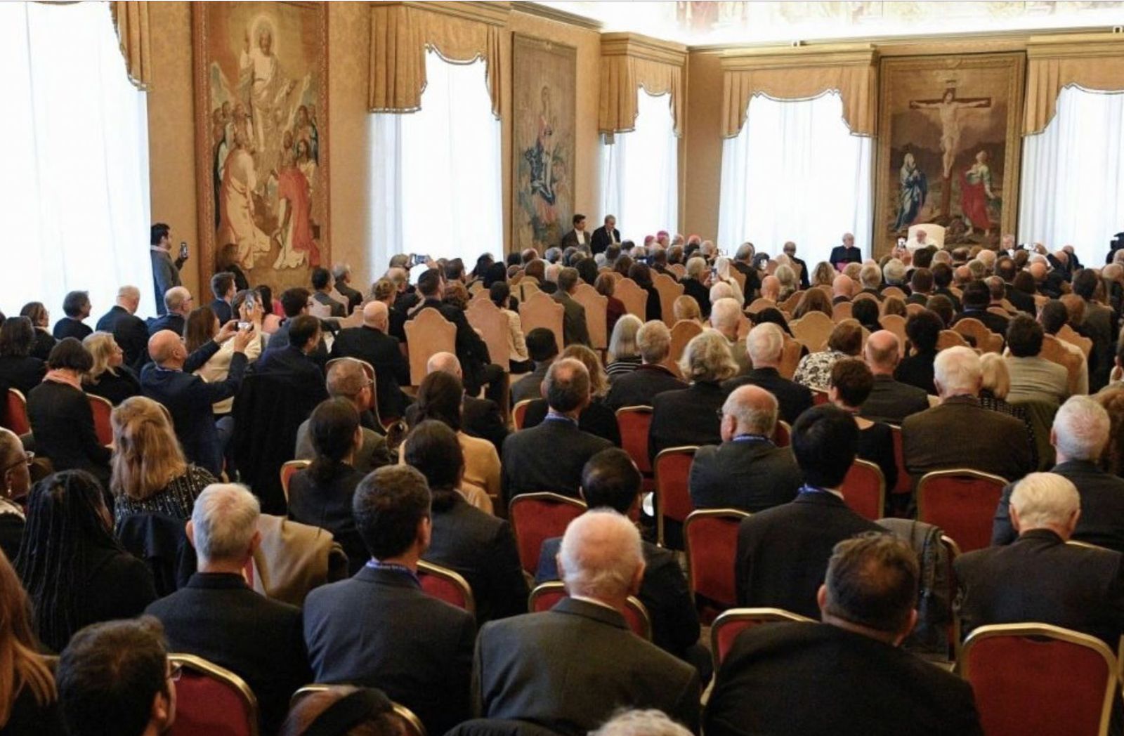 Miembros de la Pontificia Academia para la Vida, durante la audiencia