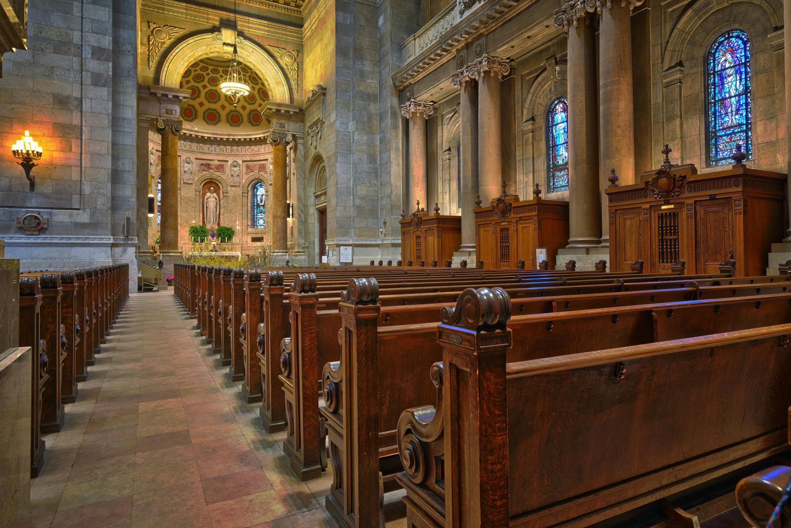 Interior de una iglesia