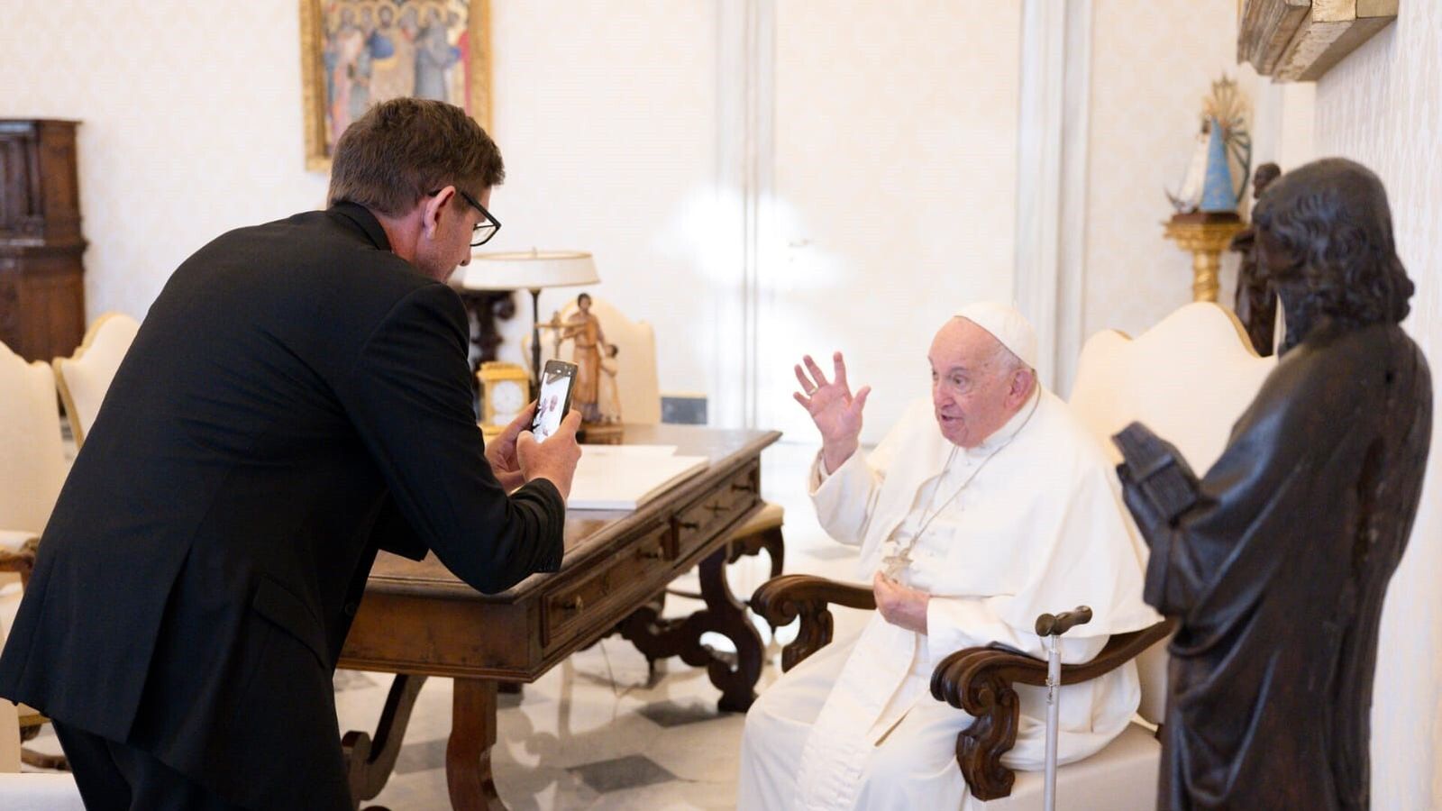 Francisco se dirige a los jóvenes de Manaos - Foto Vatican Media